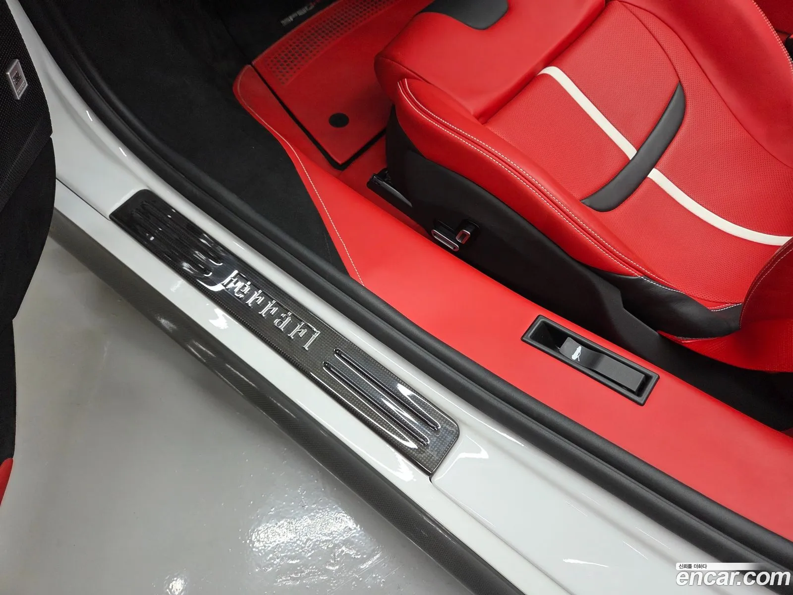 Ferrari SF90 Spider 2023 — 16