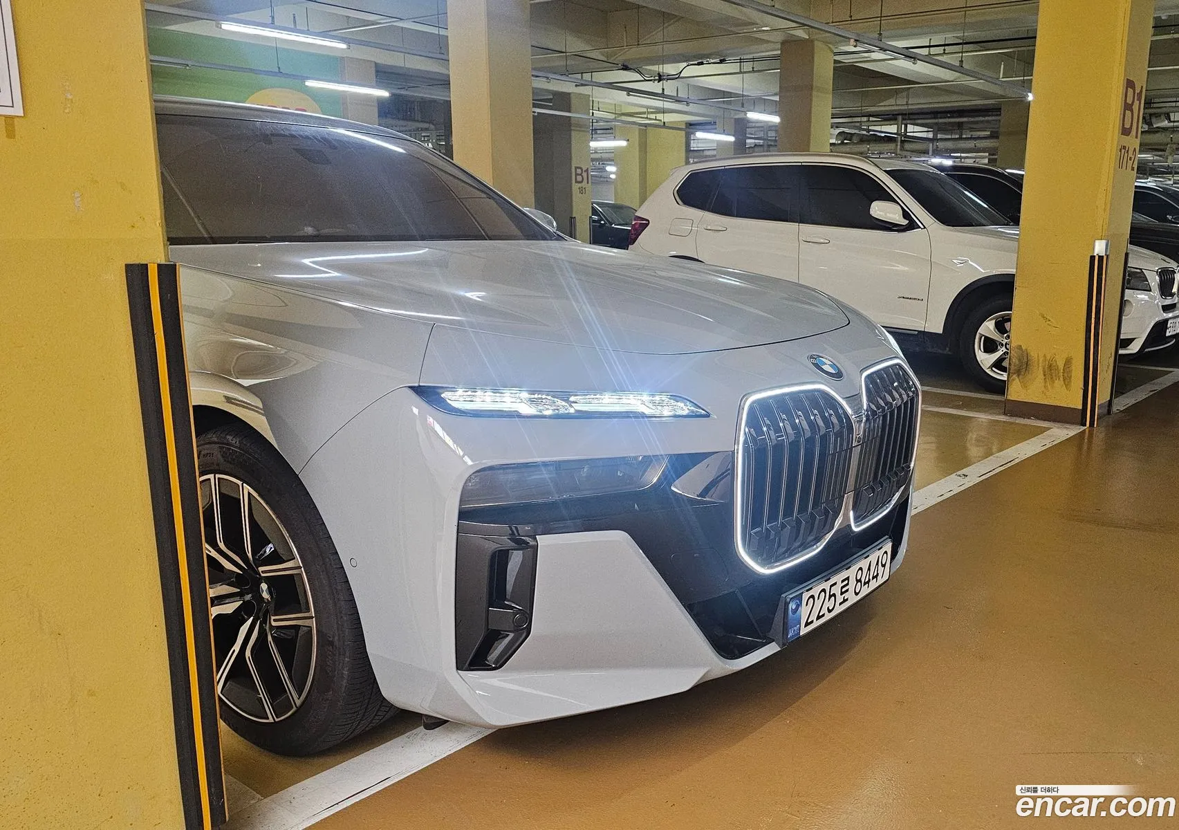 BMW 7 Series 2024 — 11