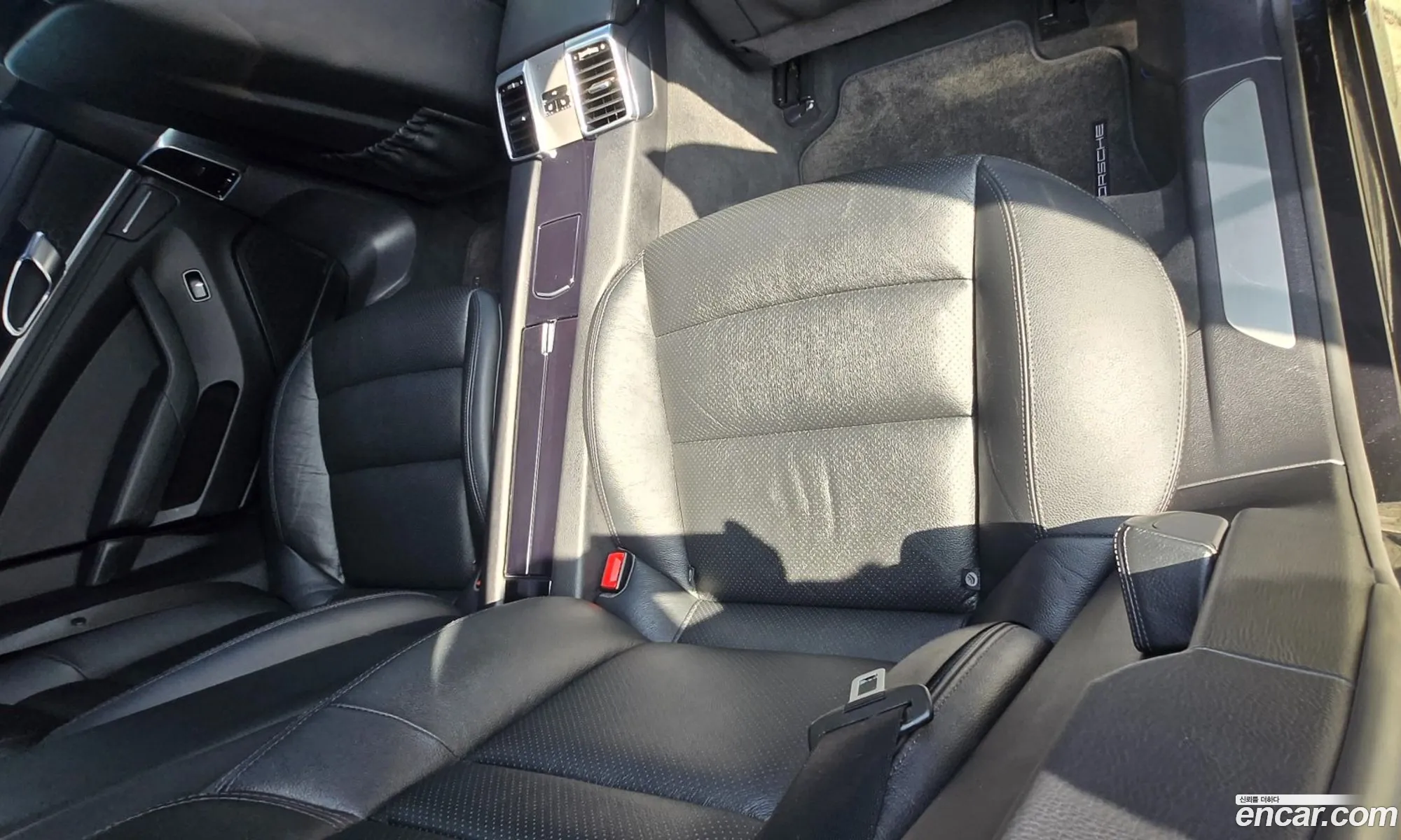 Porsche Panamera 2011 — 16