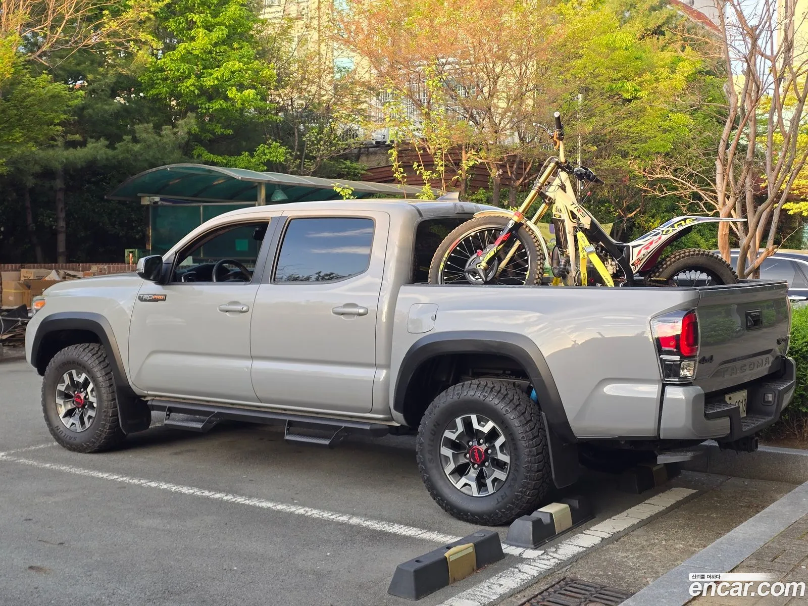 Toyota Tacoma 2018 — 15