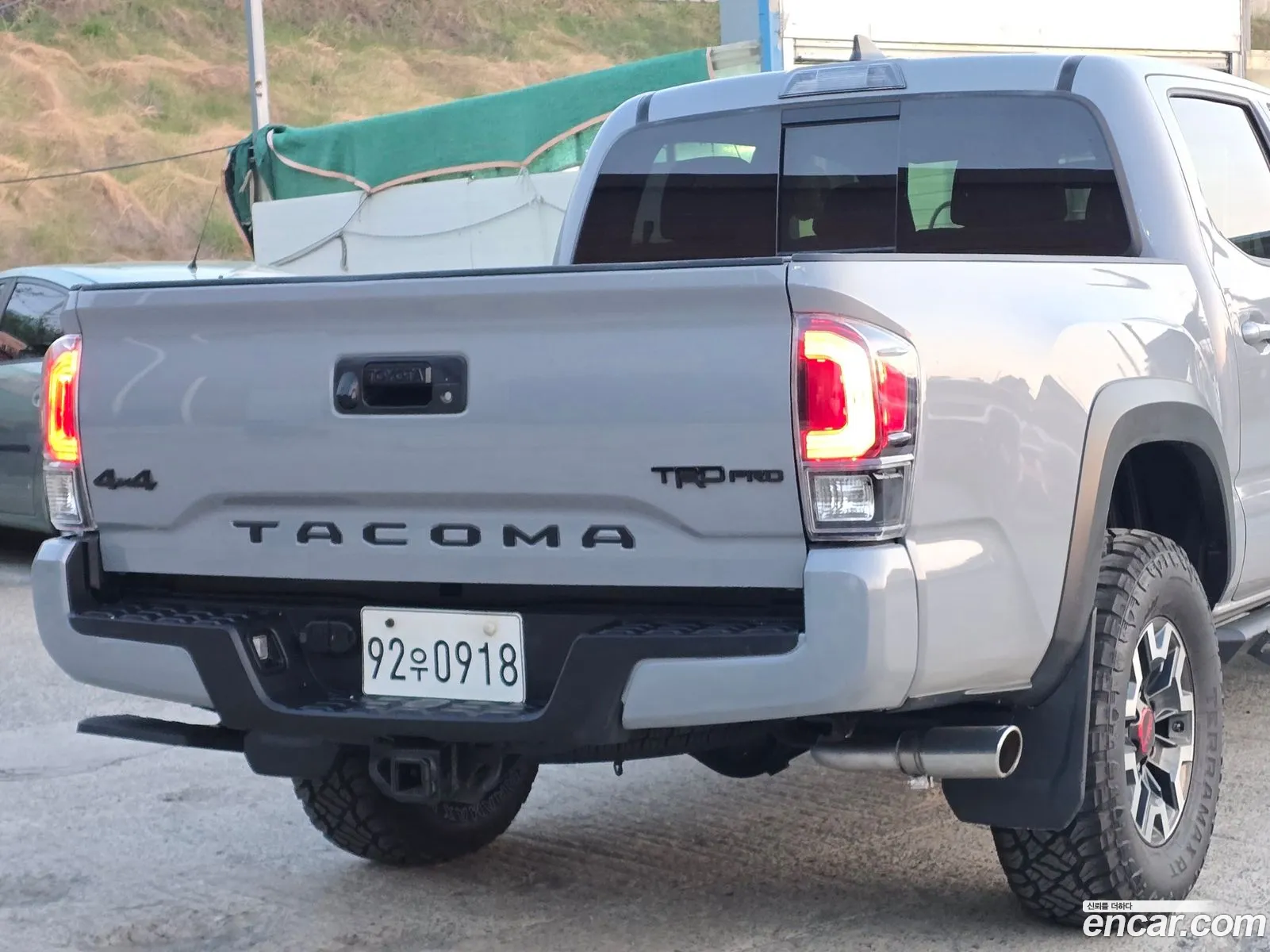 Toyota Tacoma 2018 — 10