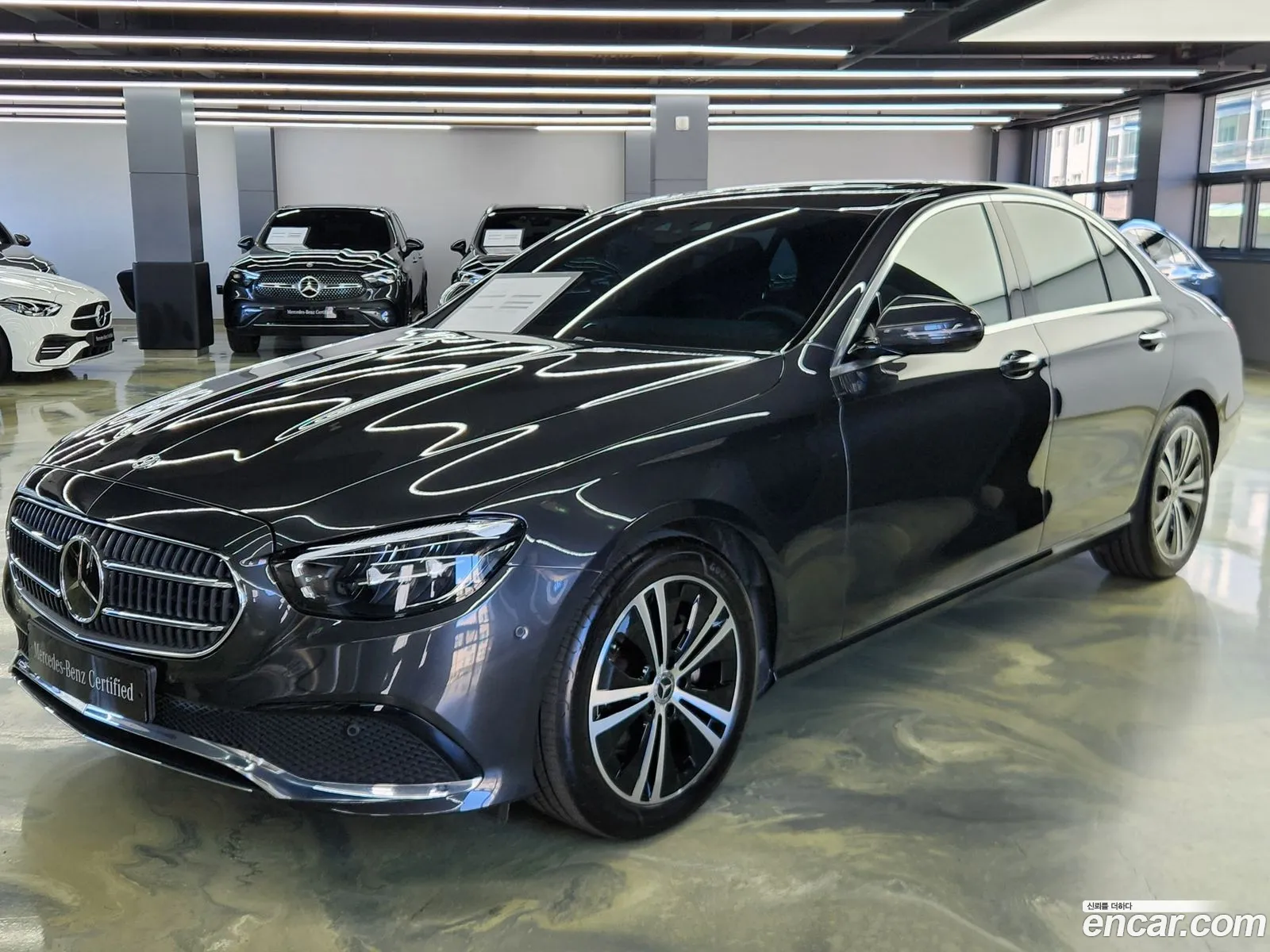 Mercedes-Benz E-Class W213 2021 — 14