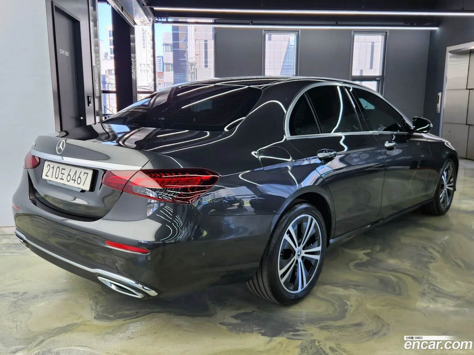 Mercedes-Benz E-Class W213 2021 — 20