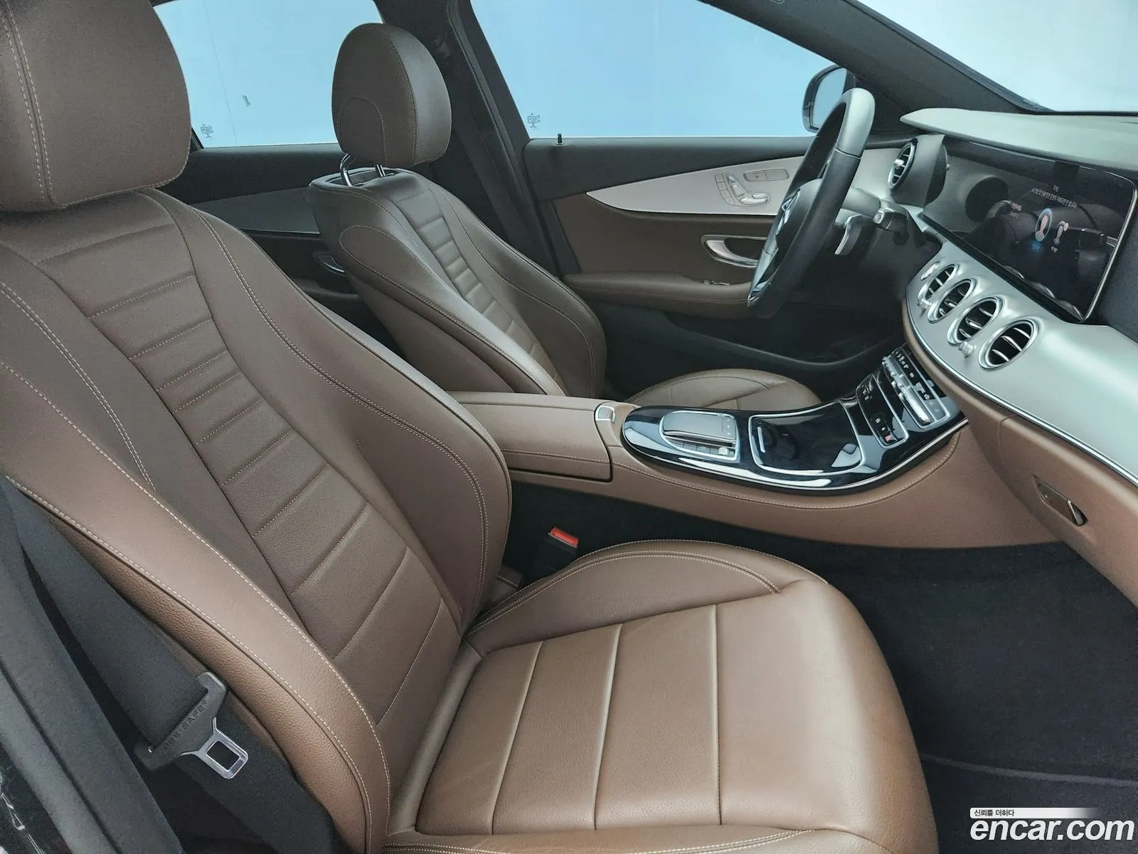 Mercedes-Benz E-Class W213 2021 — 15