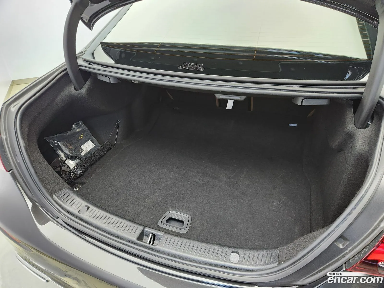 Mercedes-Benz E-Class W213 2021 — 12