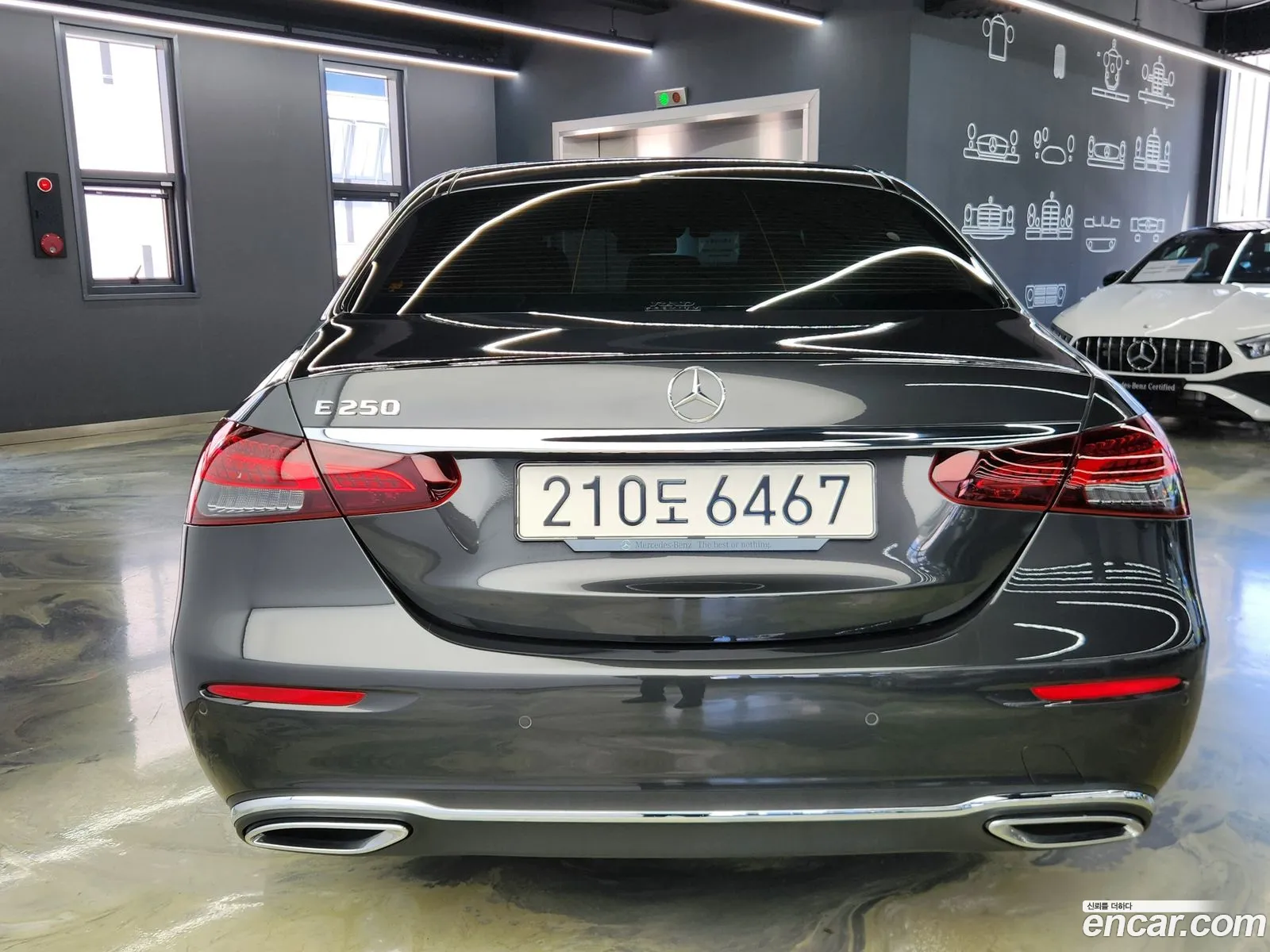 Mercedes-Benz E-Class W213 2021 — 17