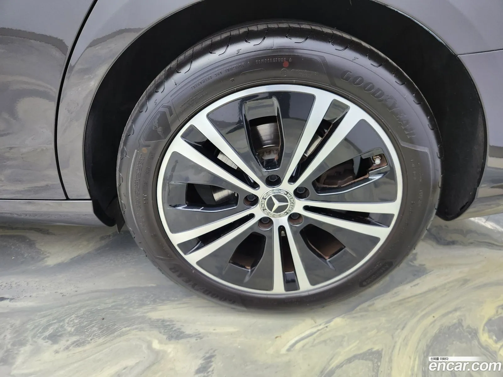 Mercedes-Benz E-Class W213 2021 — 11