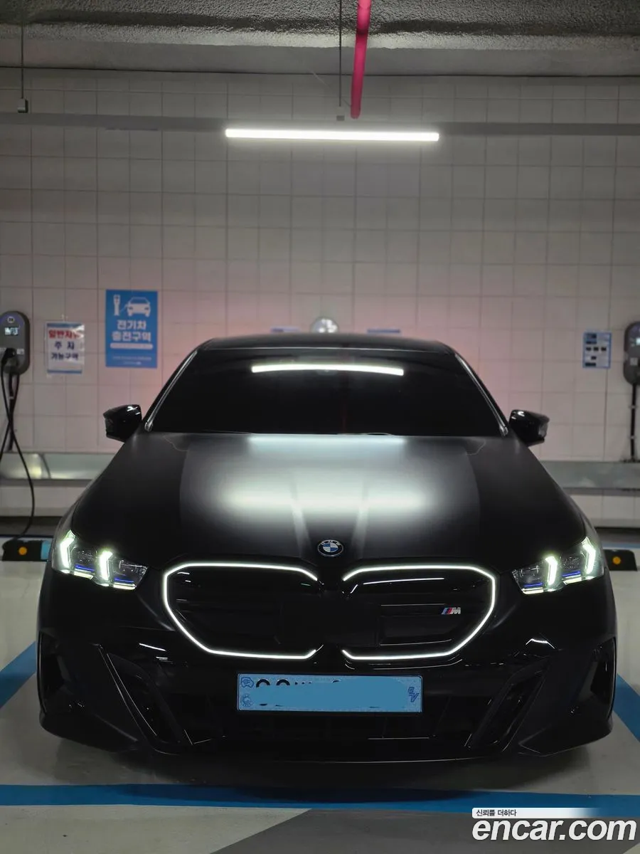 BMW i5 2023 — 6