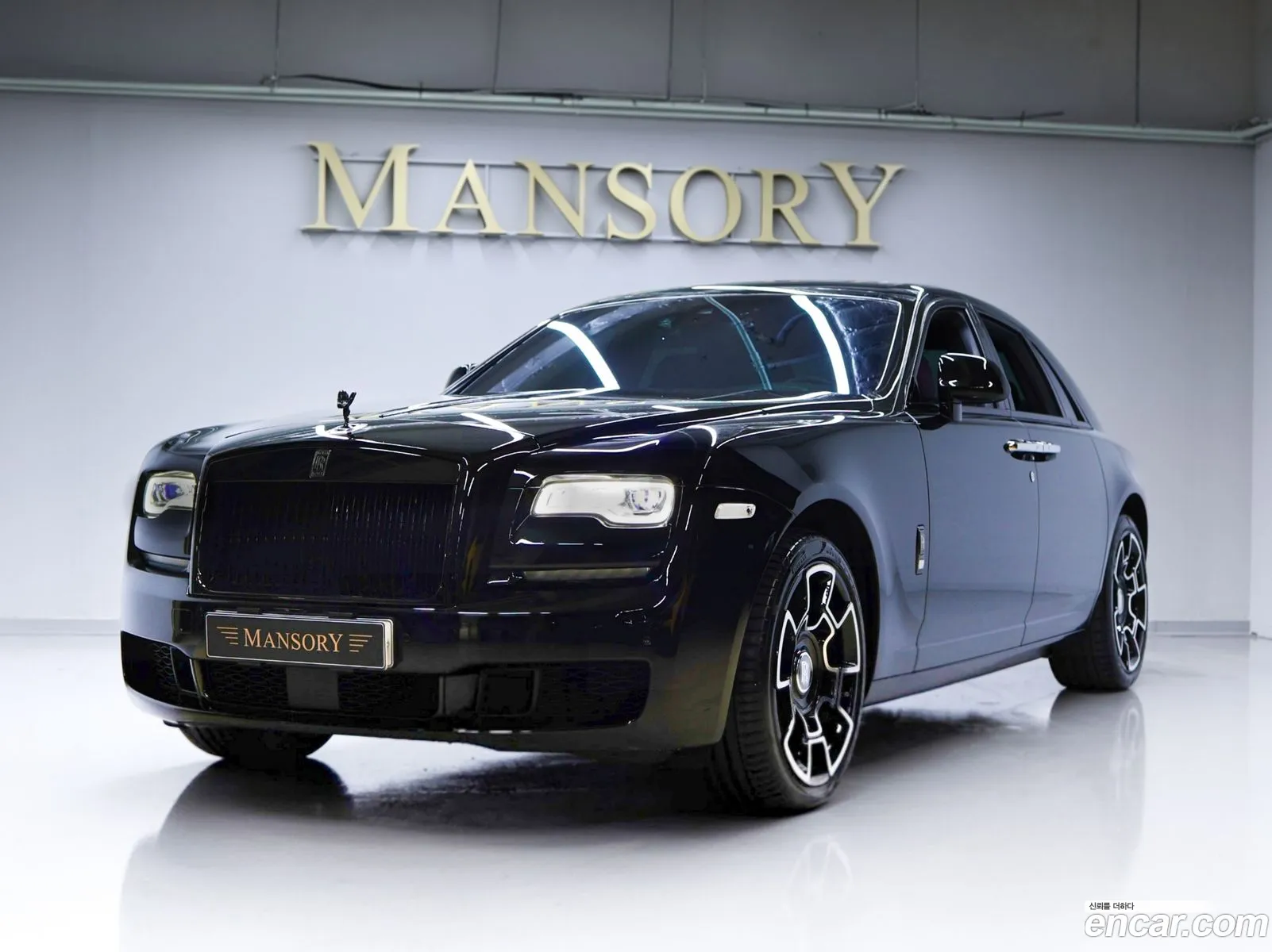 Rolls-Royce Ghost 2020 — 15
