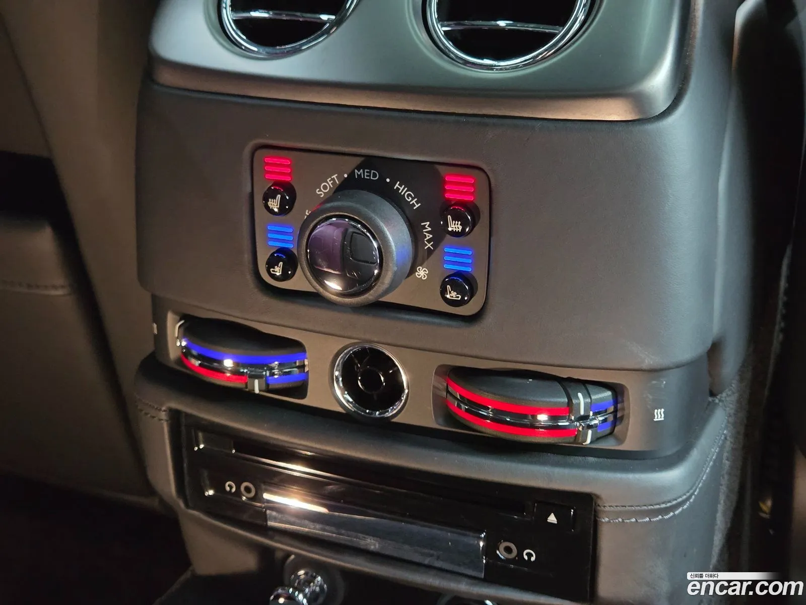 Rolls-Royce Ghost 2020 — 16