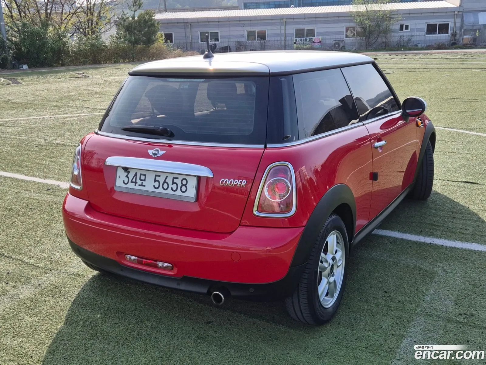 Mini Cooper 2012 — 16