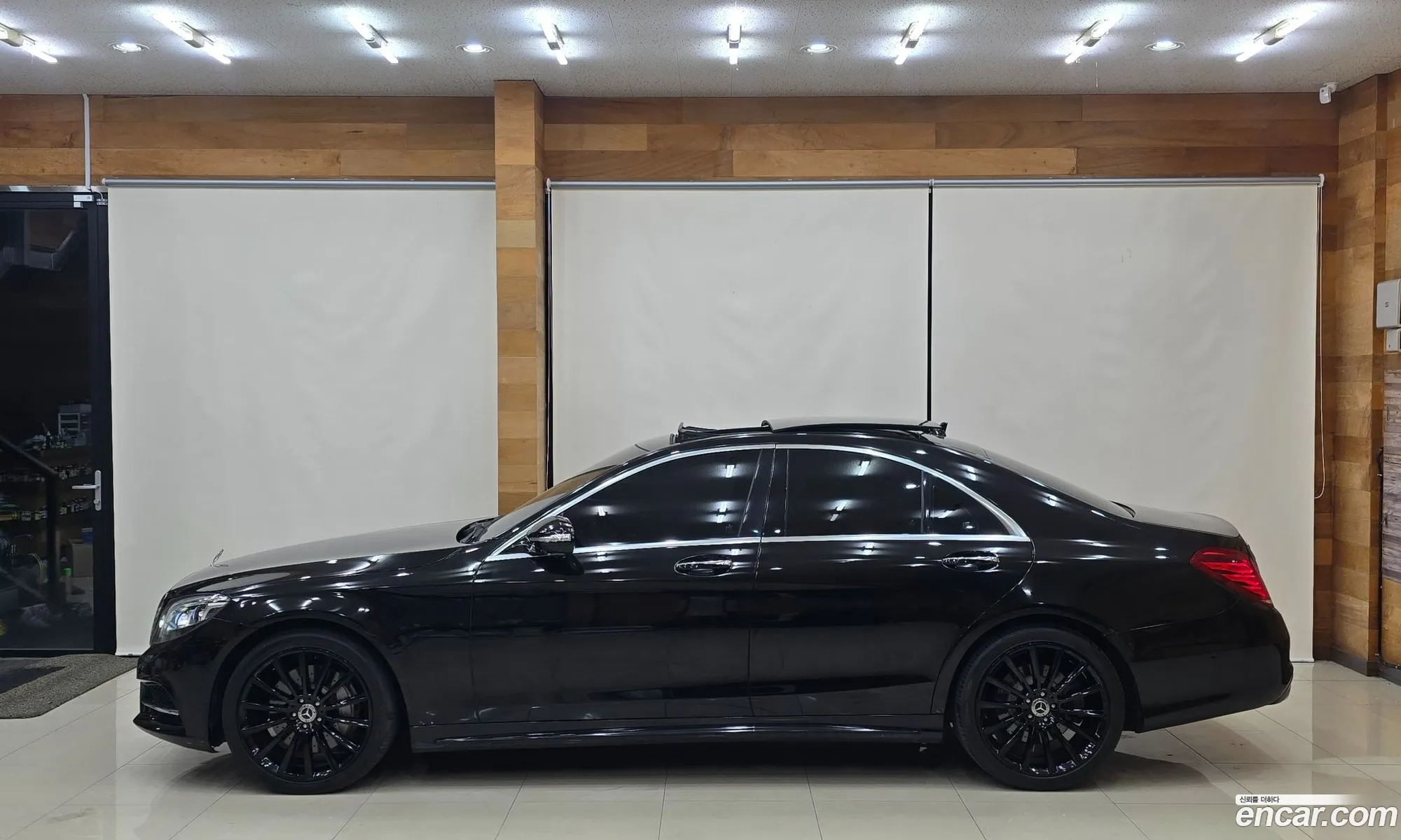 Mercedes-Benz S-Class W222 2017 — 10