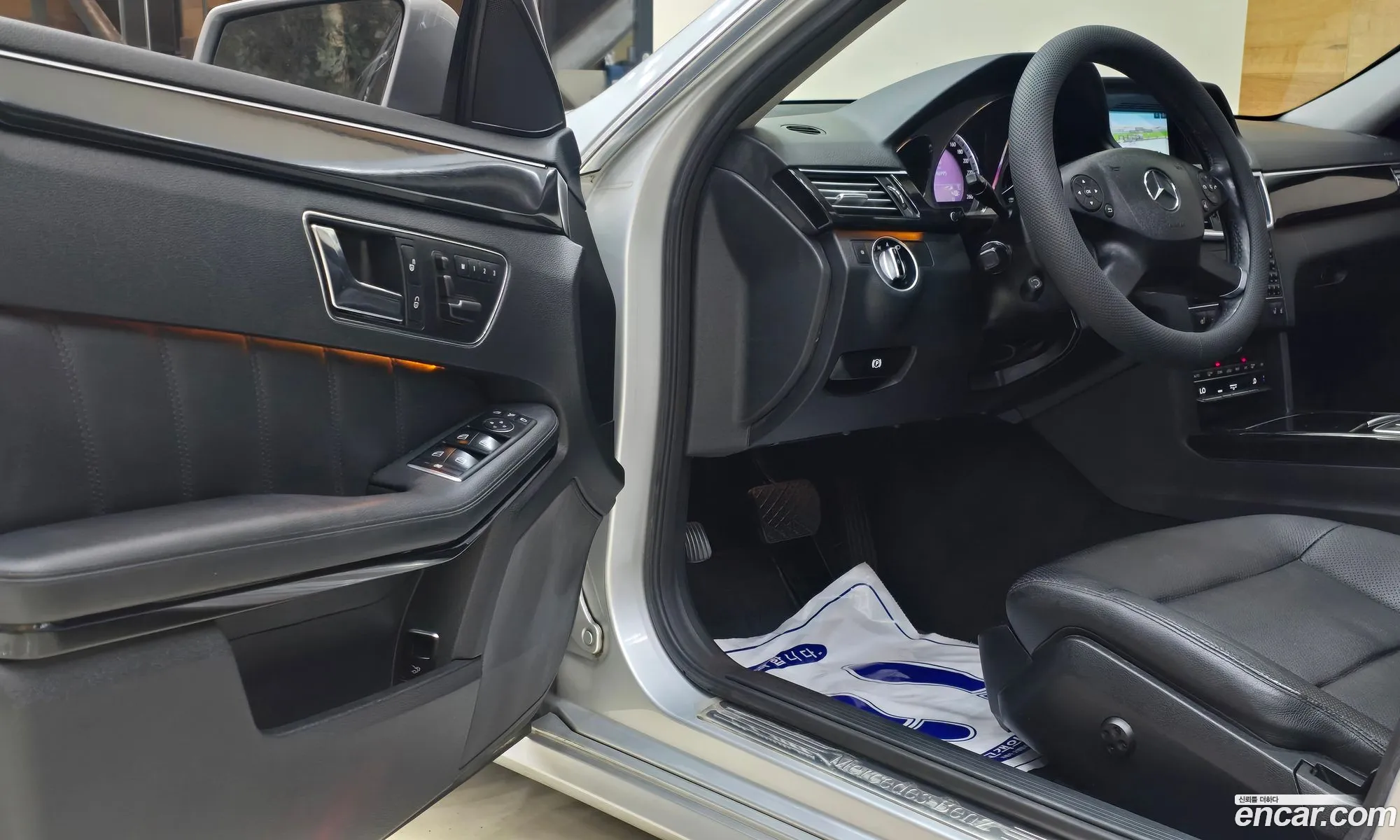 Mercedes-Benz E-Class W212 2010 — 8
