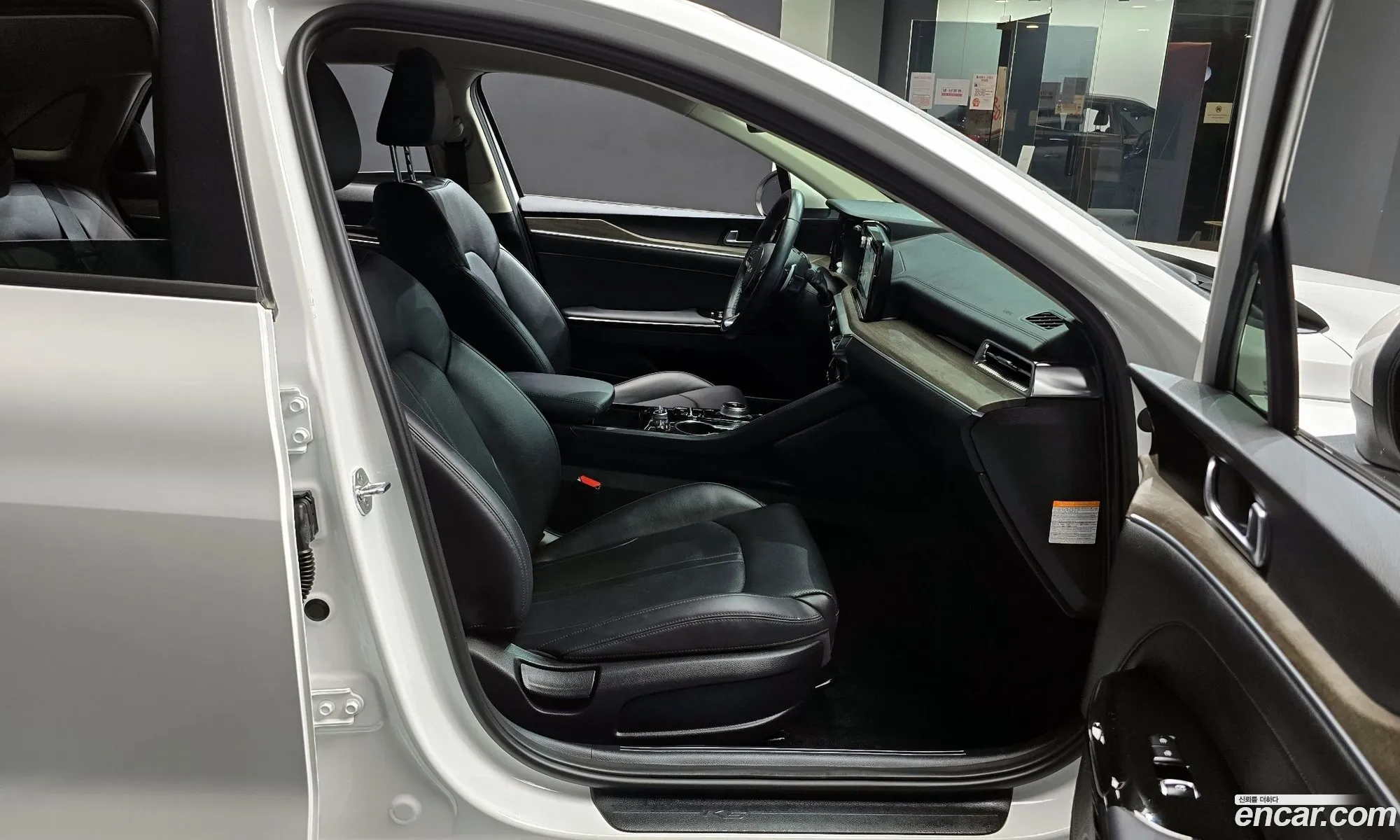 Kia K5 Hybrid 2021 — 6