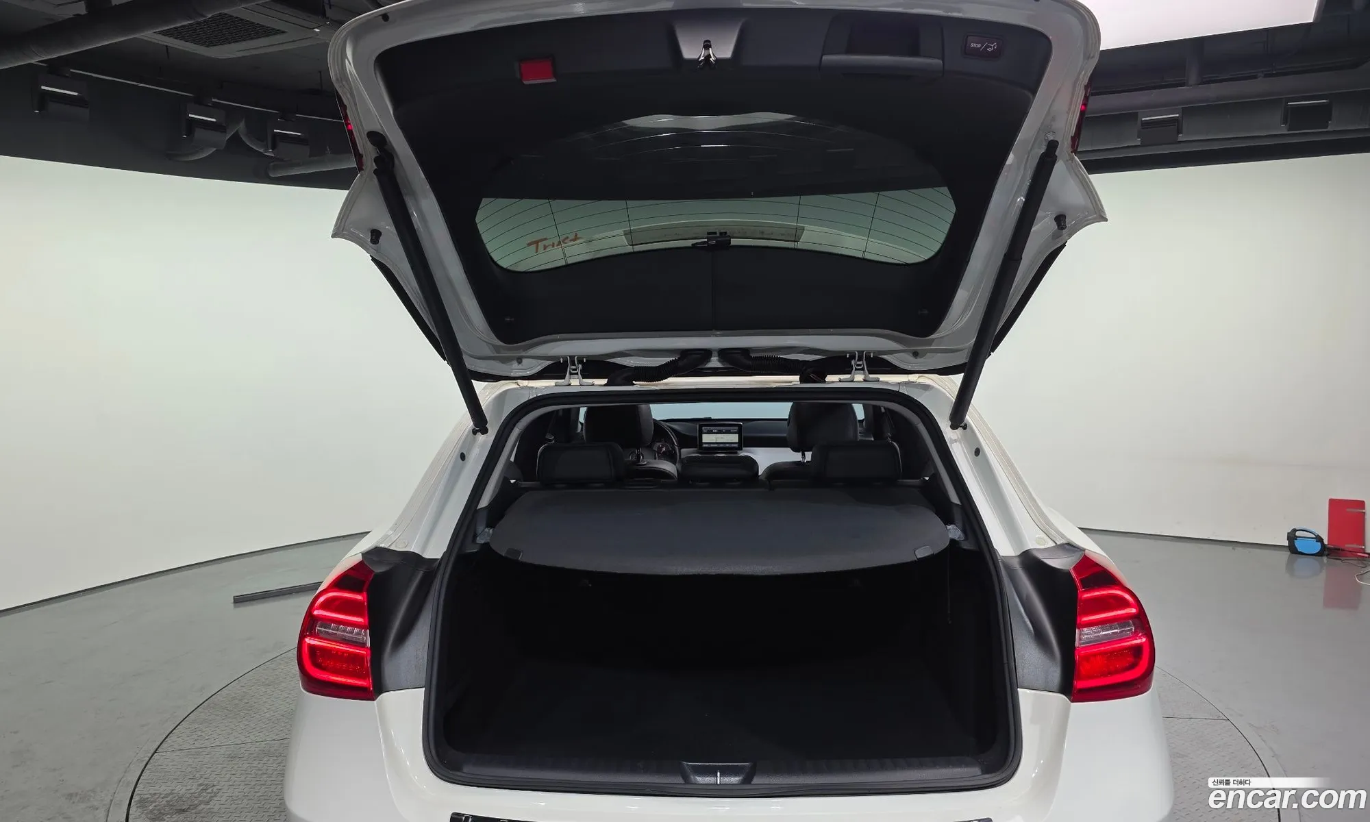 Mercedes-Benz GLA-Class X156 2015 — 19