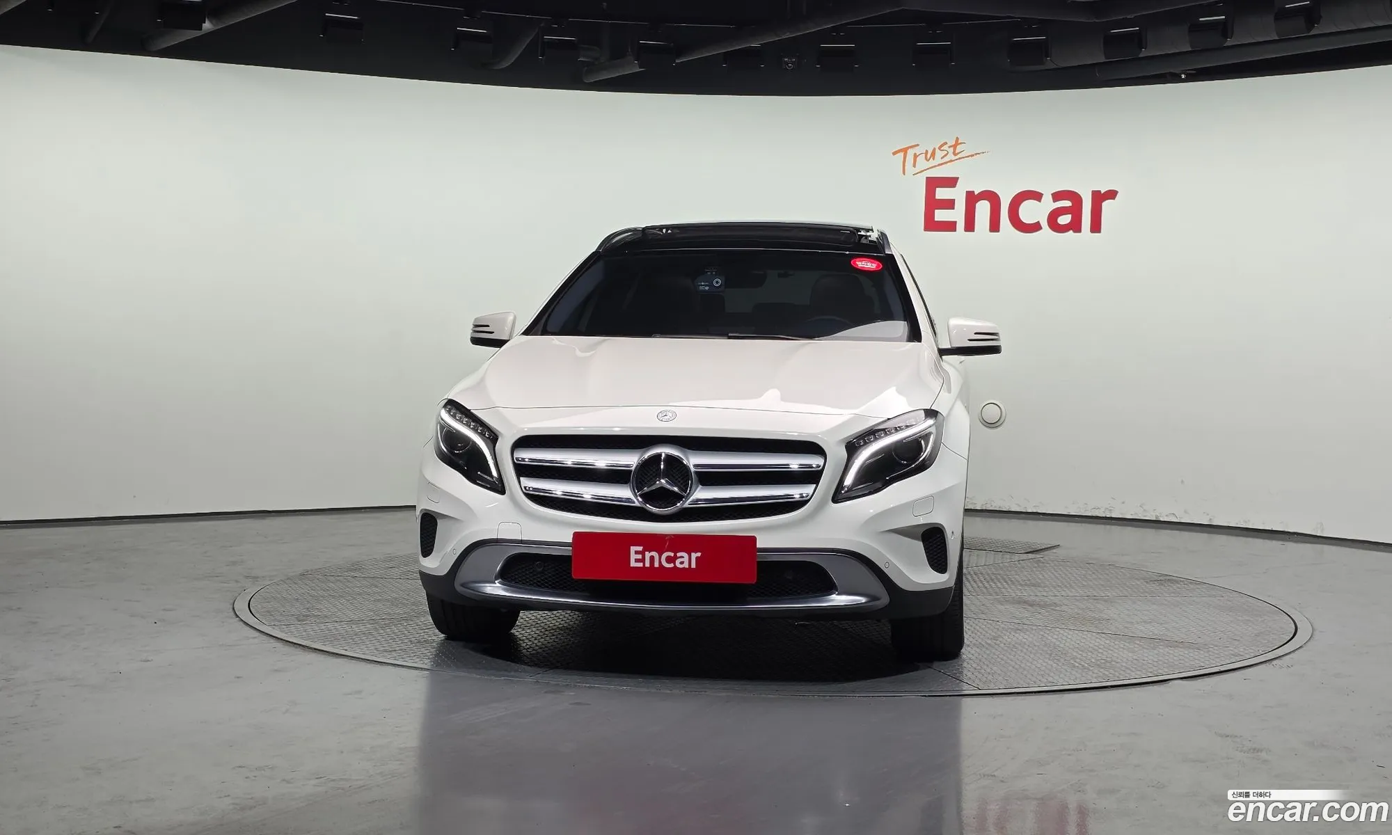 Mercedes-Benz GLA-Class X156 2015 — 14