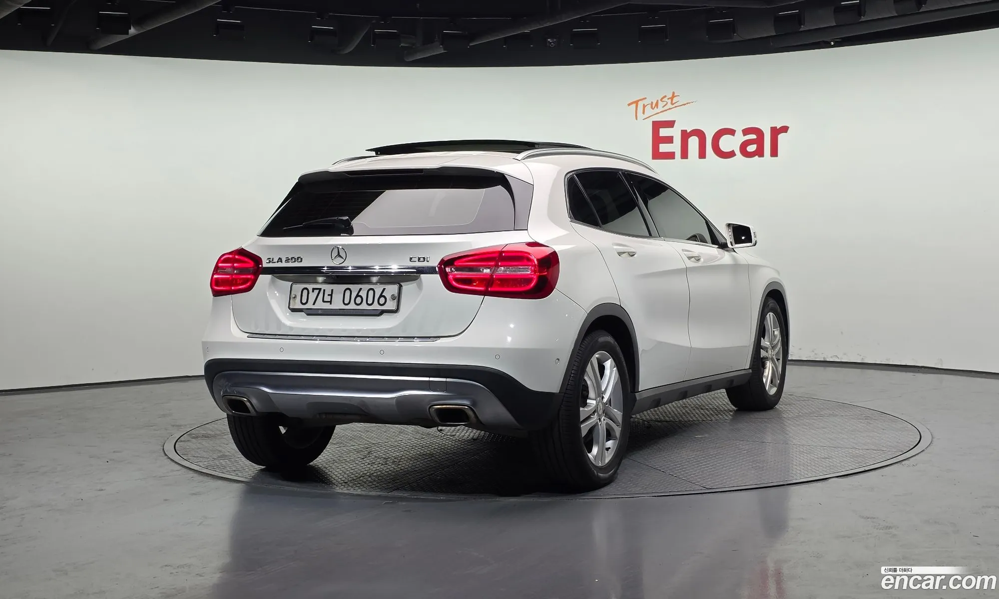 Mercedes-Benz GLA-Class X156 2015 — 2