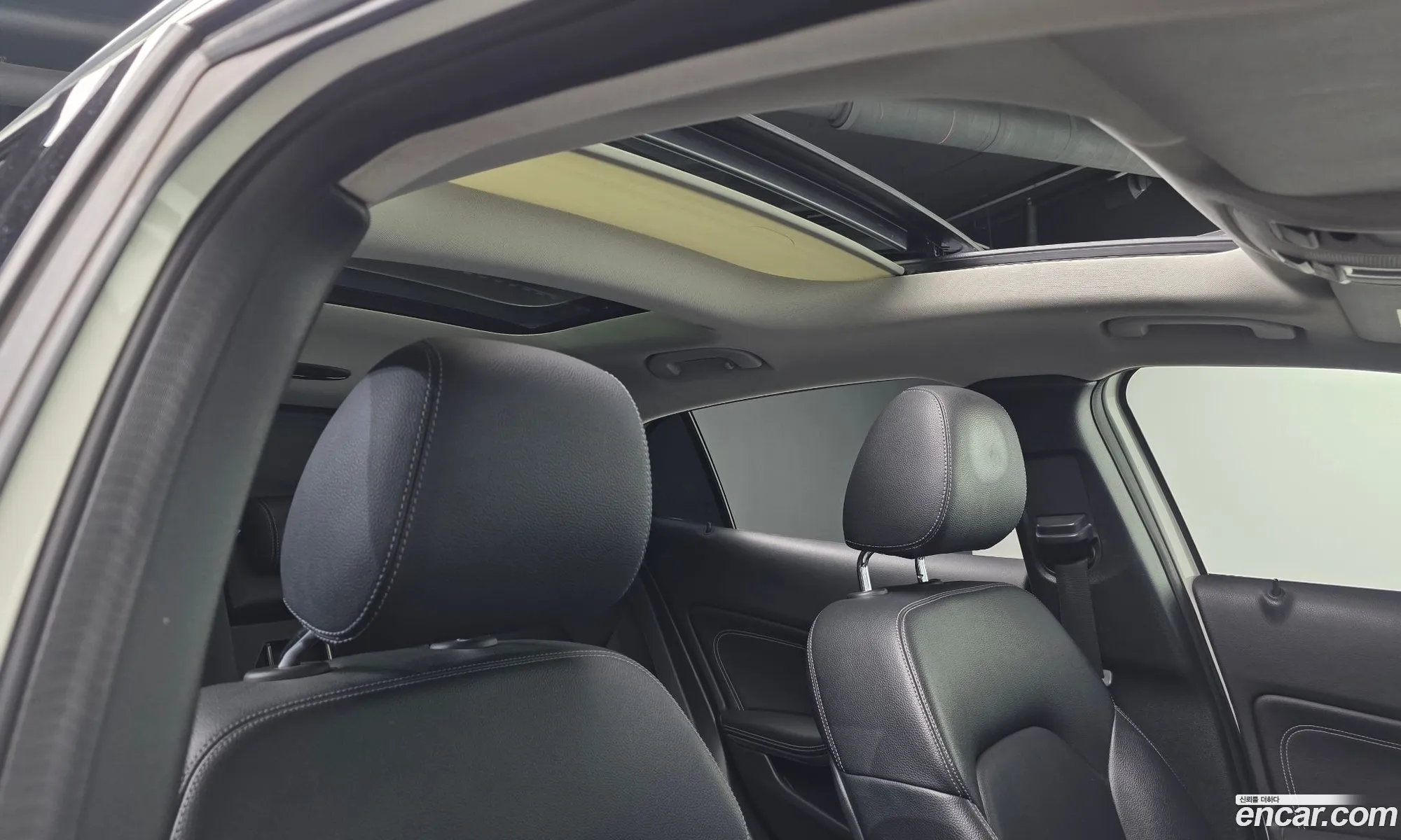 Mercedes-Benz GLA-Class X156 2015 — 17