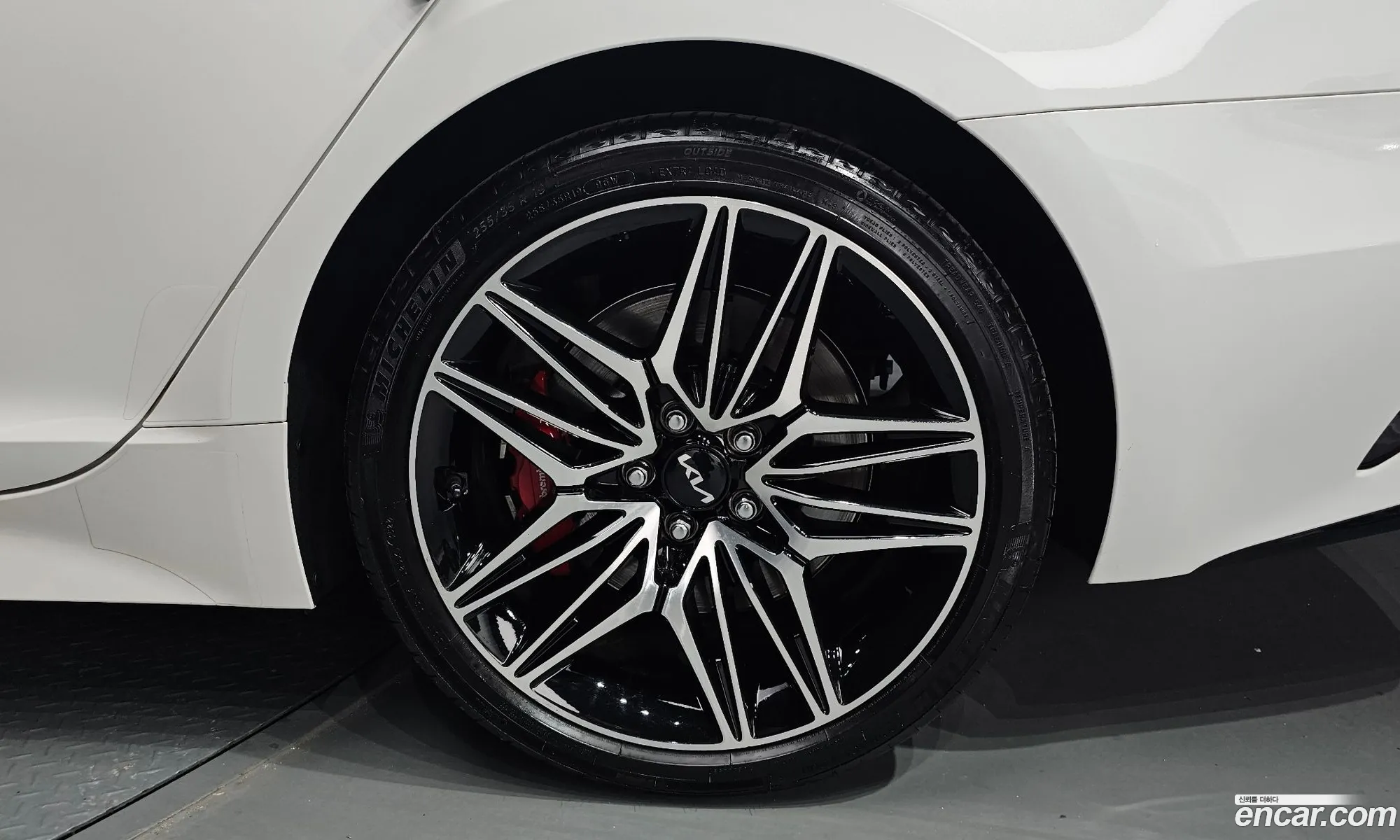 Kia Stinger Meister 2023 — 23