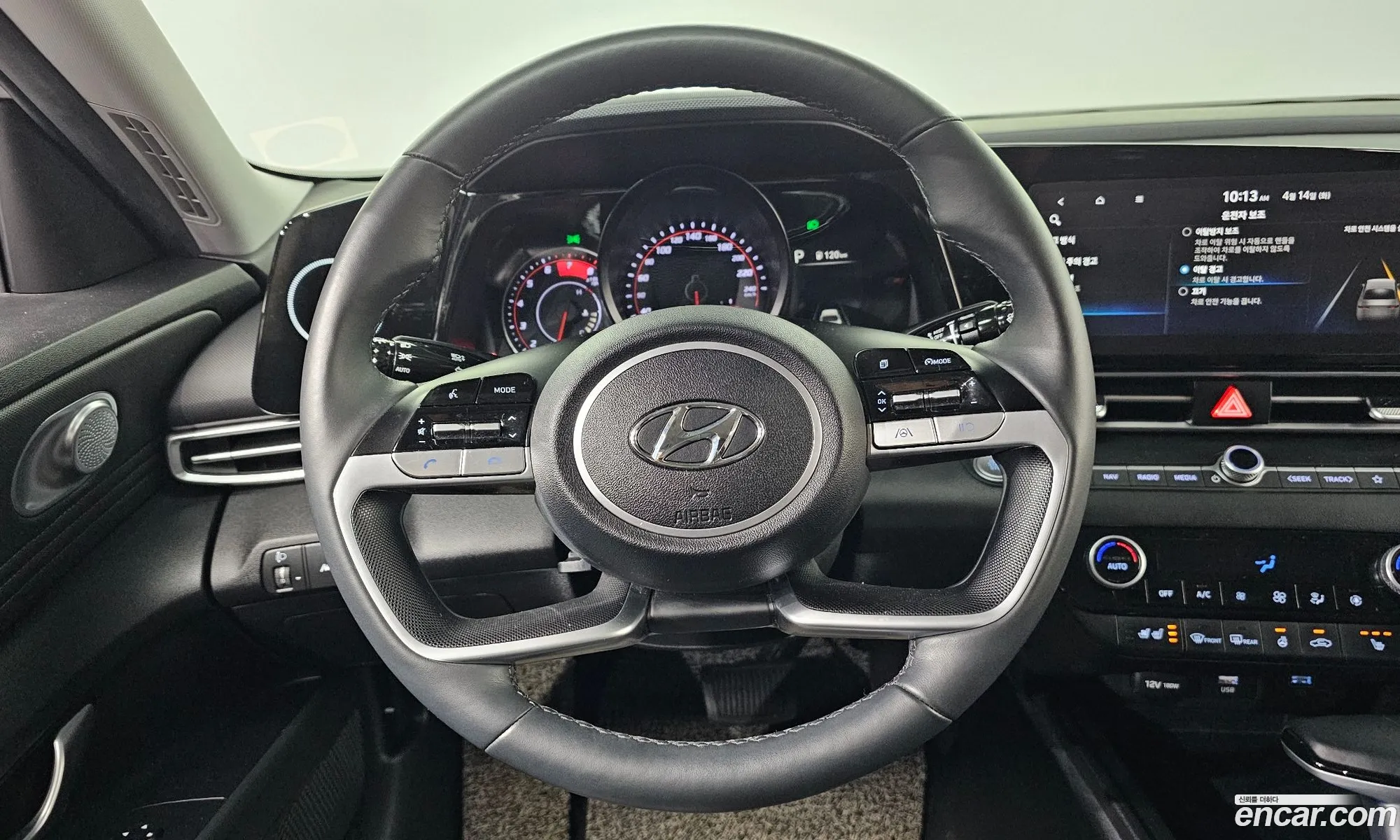 Hyundai Elantra 2021 — 27