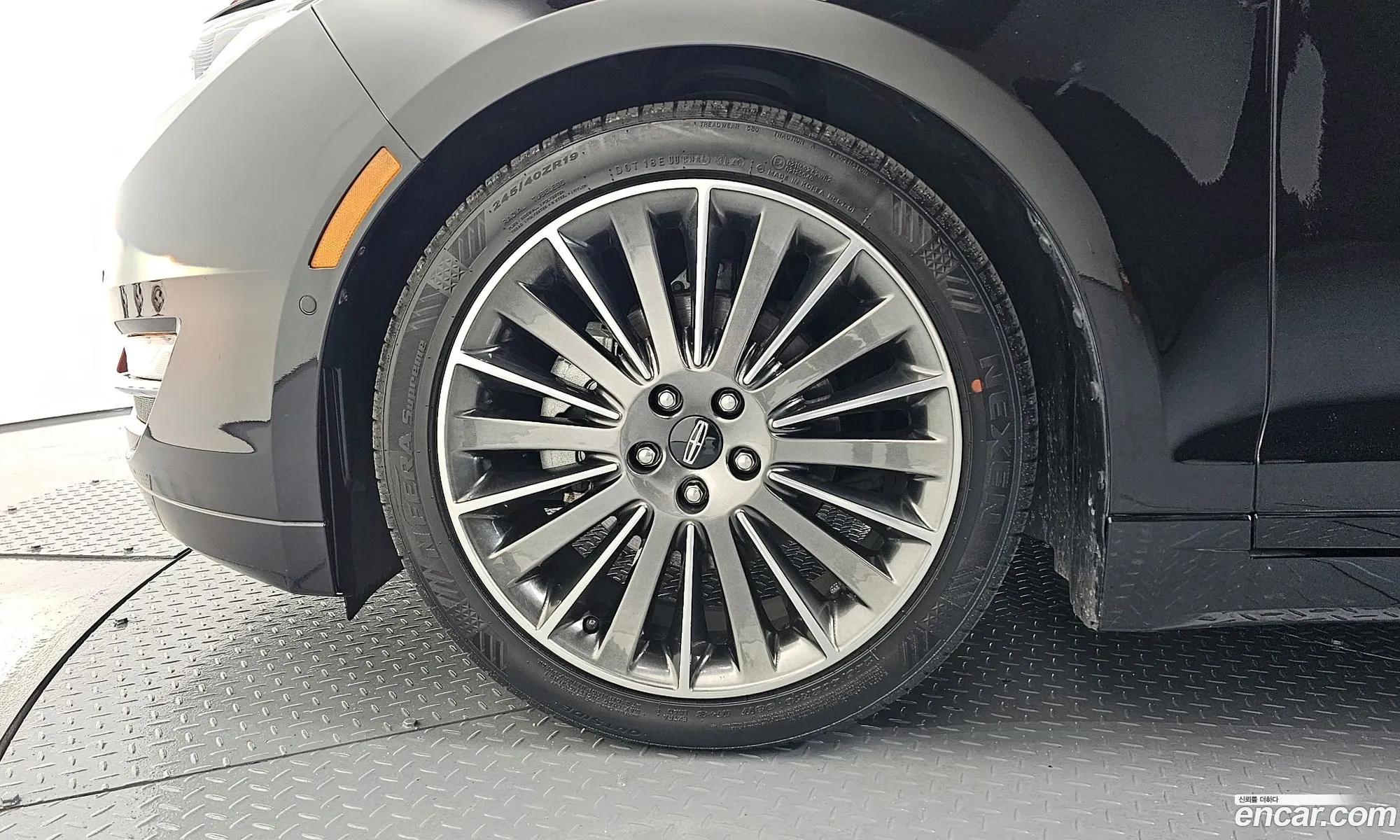 Lincoln MKZ 2016 3LN6L2LU9GR632867 — 20