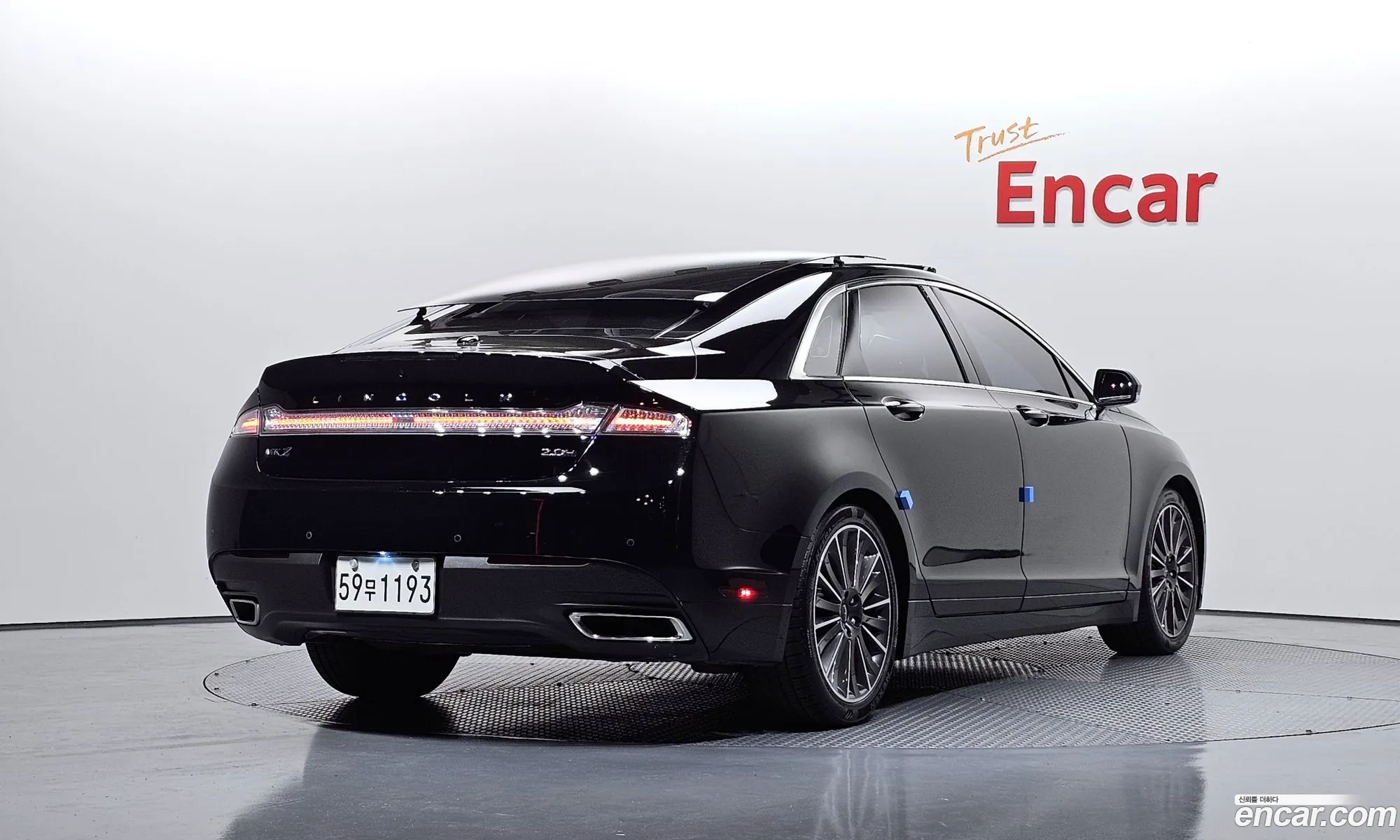 Lincoln MKZ 2016 3LN6L2LU9GR632867 — 11