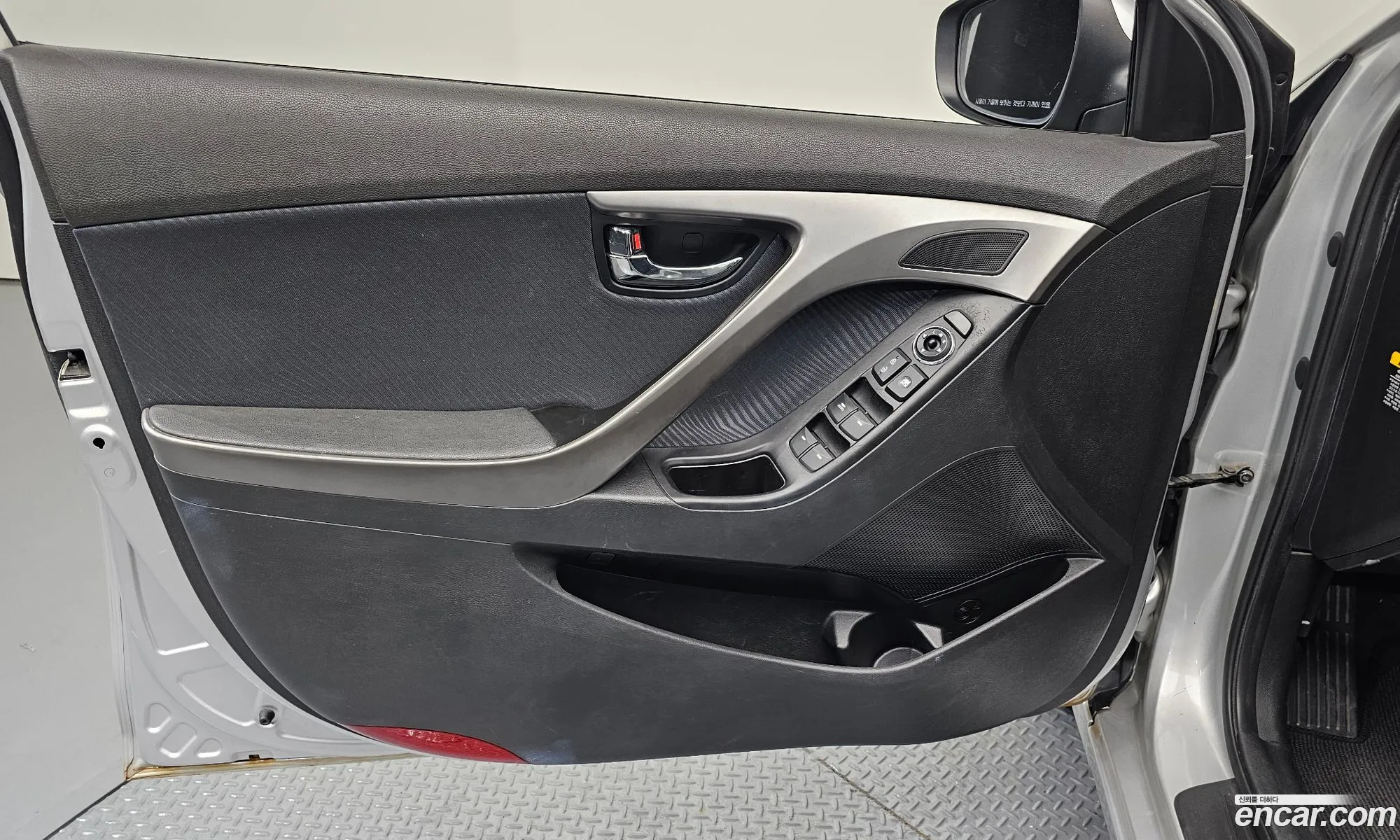 Hyundai Elantra MD 2011 — 14