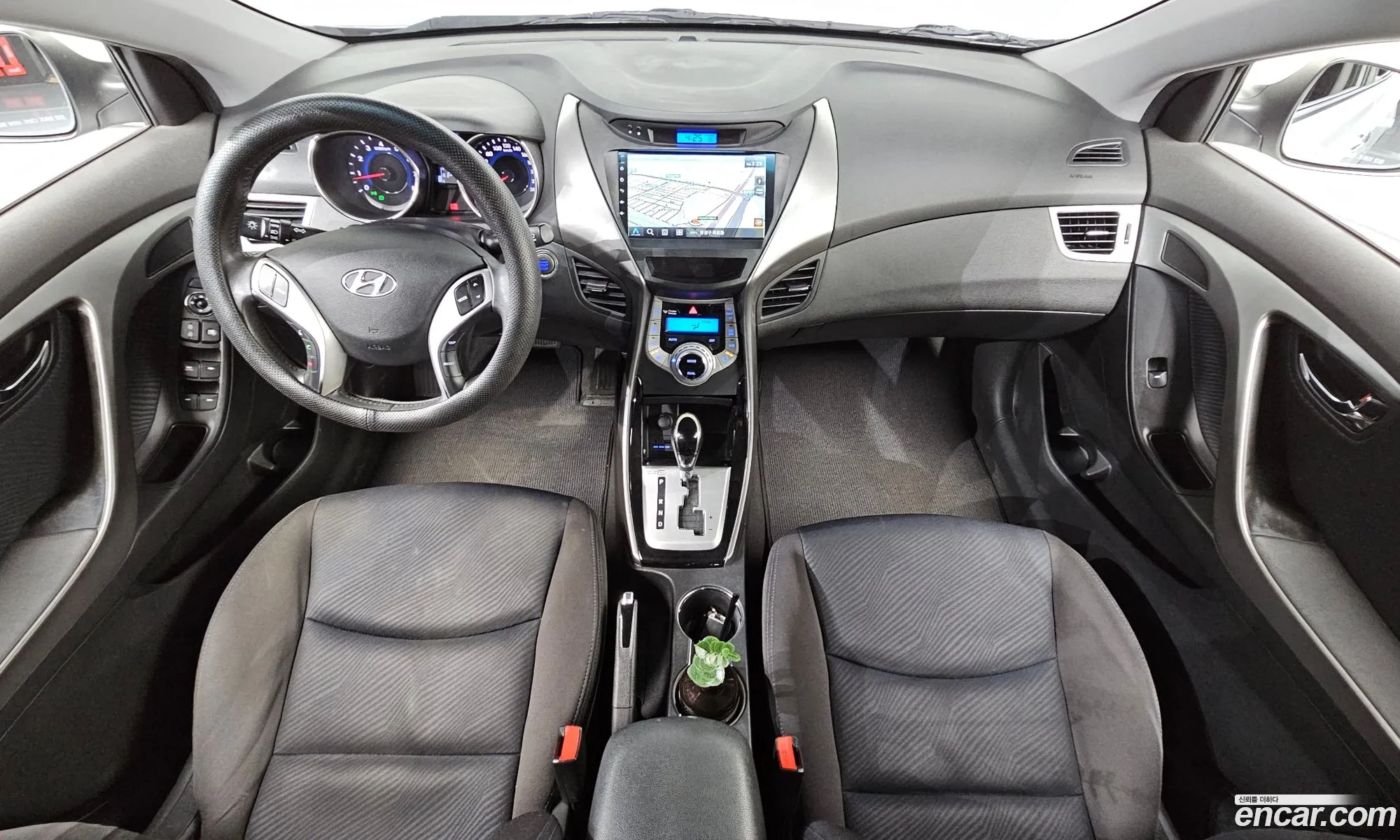 Hyundai Elantra MD 2011 — 29