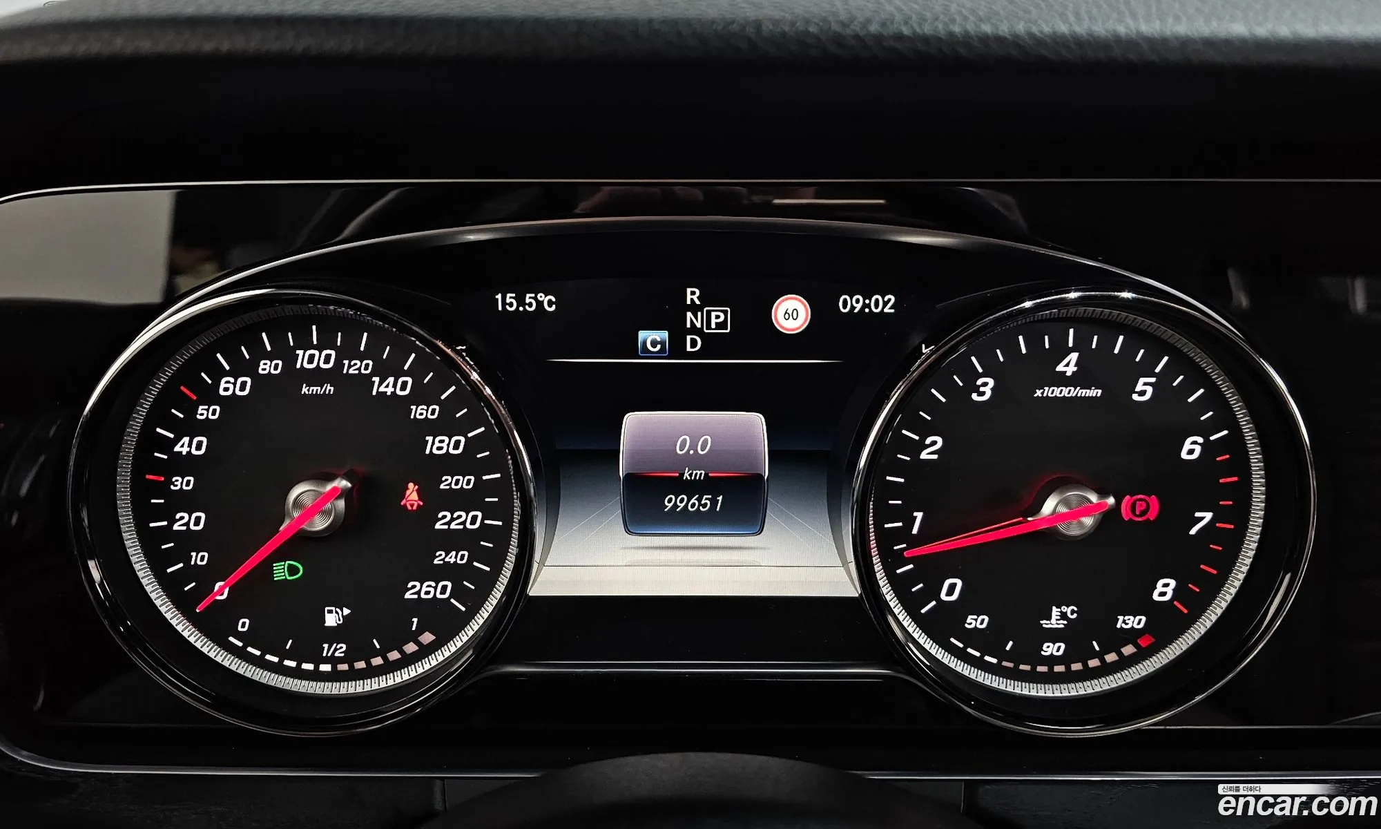 Mercedes-Benz E-Class W213 2017 WDDZF4CB9HA274089 — 24
