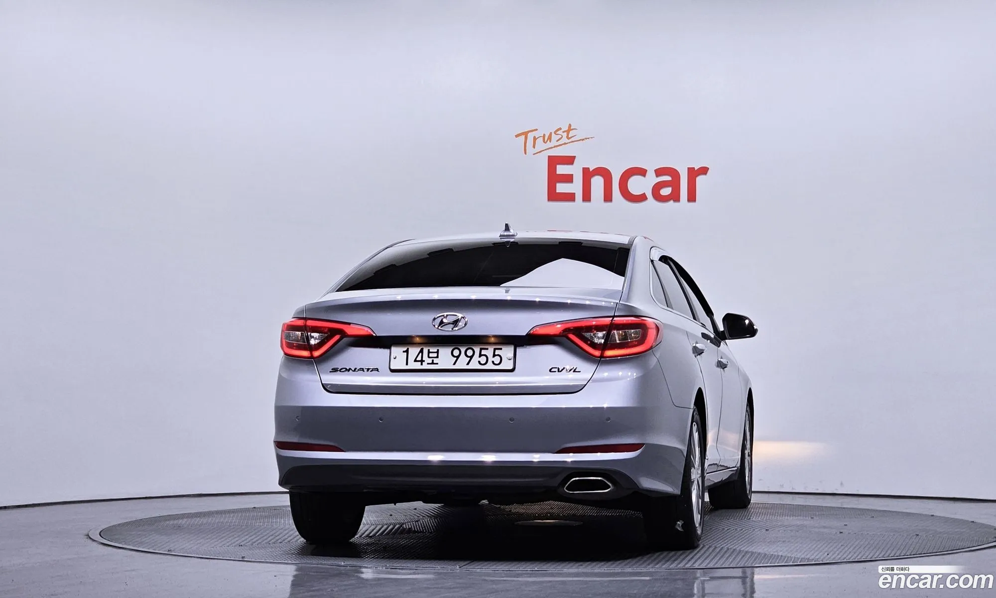 Hyundai LF Sonata 2014 — 4