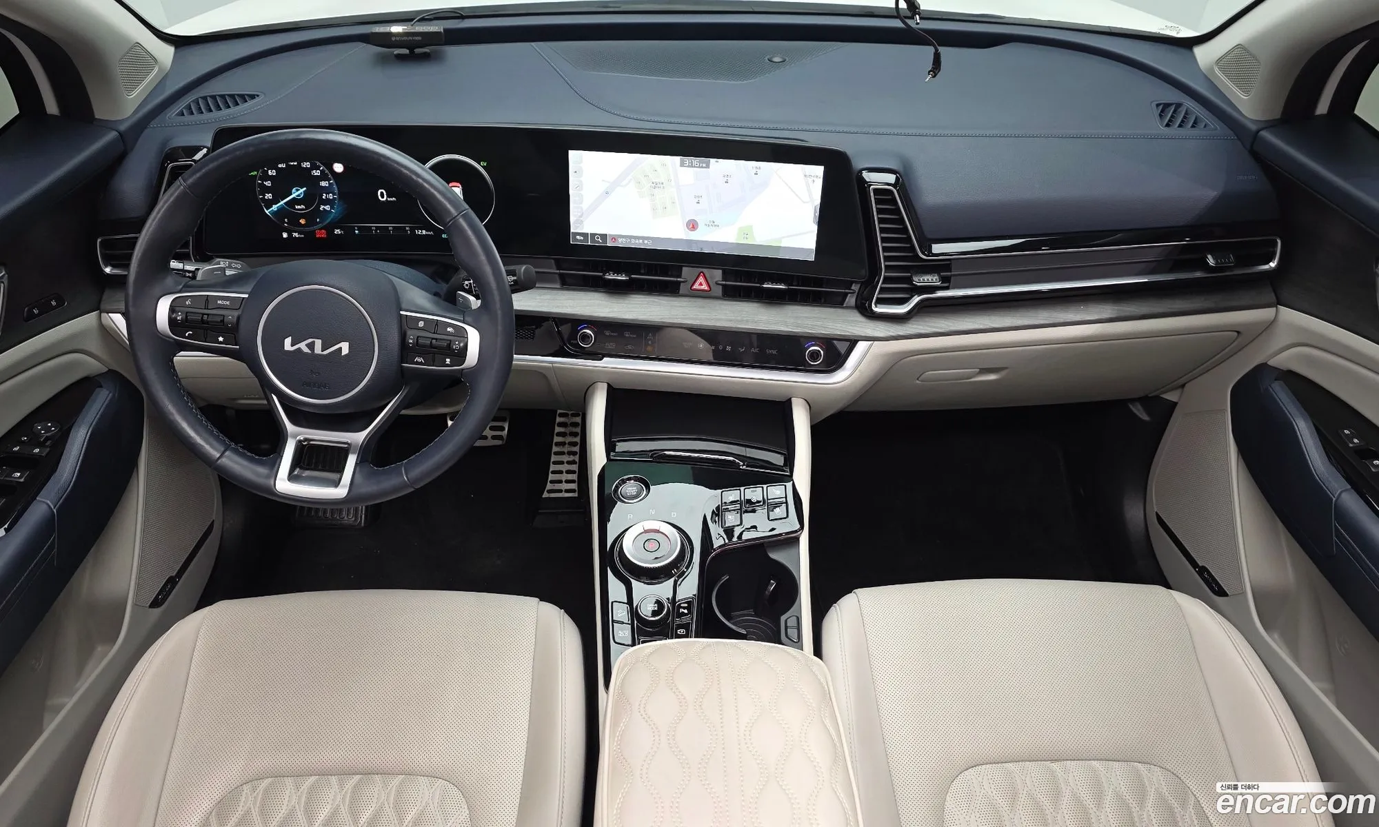 Kia Sportage Hybrid 2023 — 2
