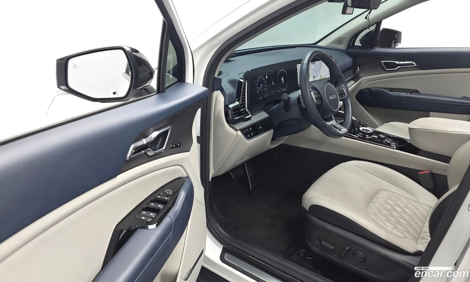 Kia Sportage Hybrid 2023 — 13