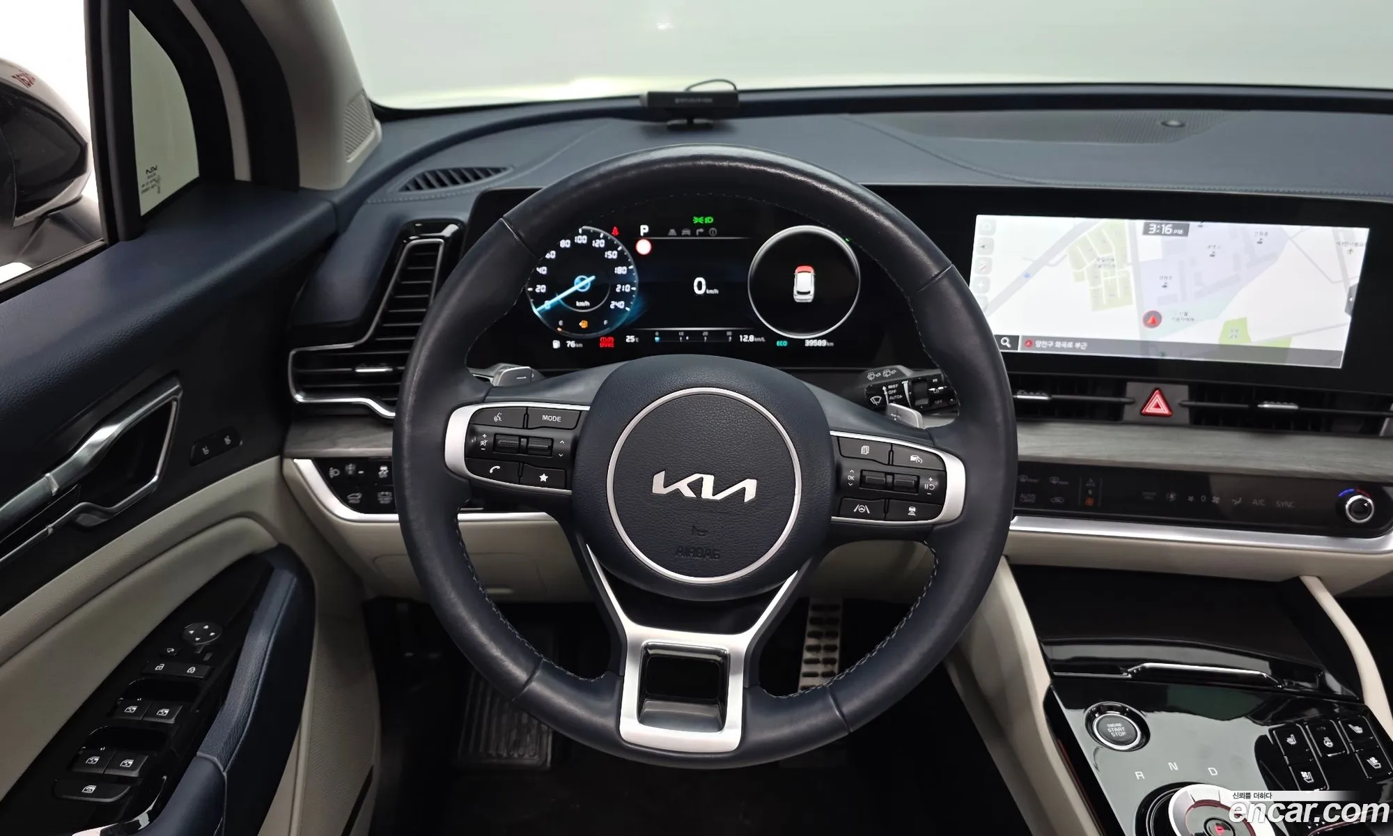 Kia Sportage Hybrid 2023 — 11