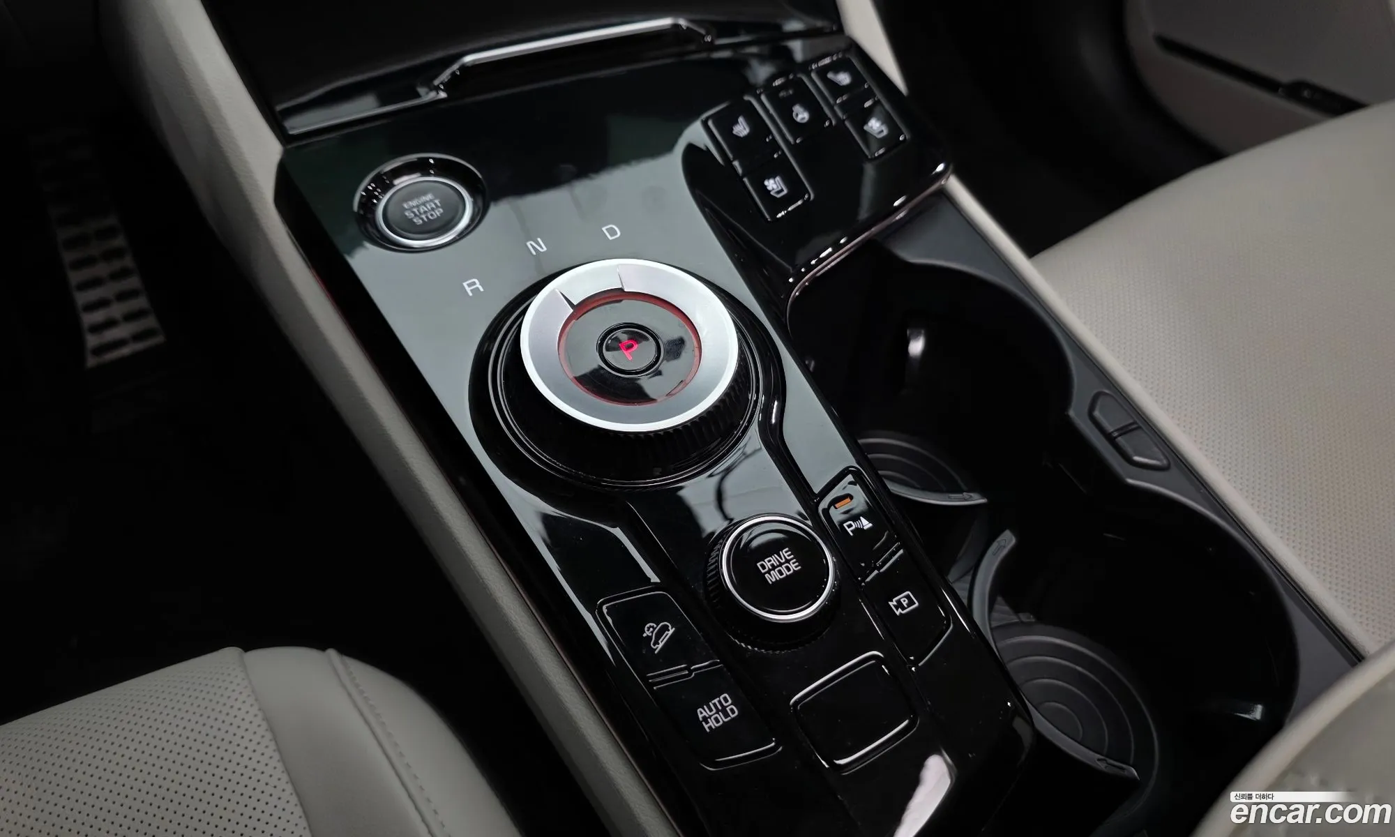 Kia Sportage Hybrid 2023 — 3