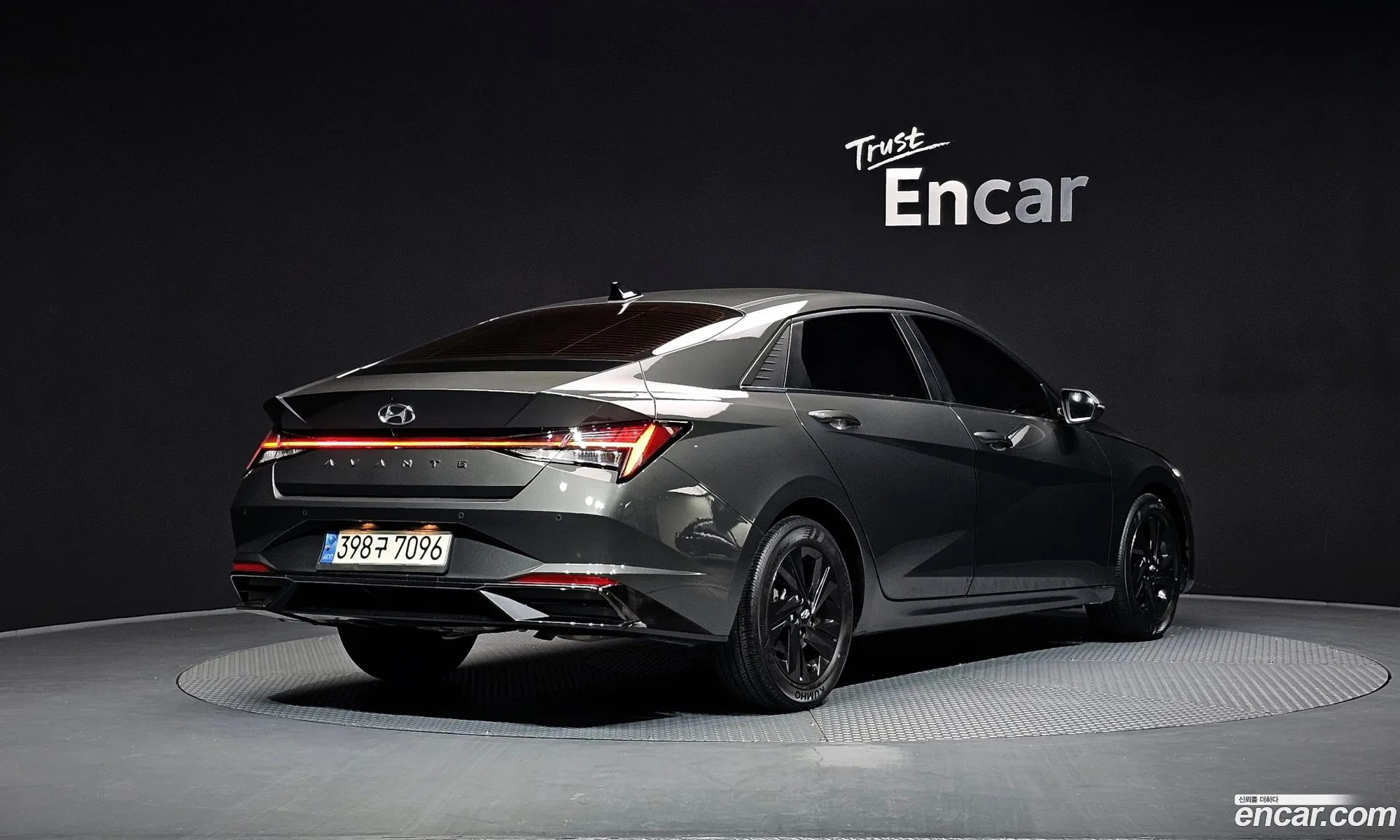 Hyundai Elantra 2021 — 9