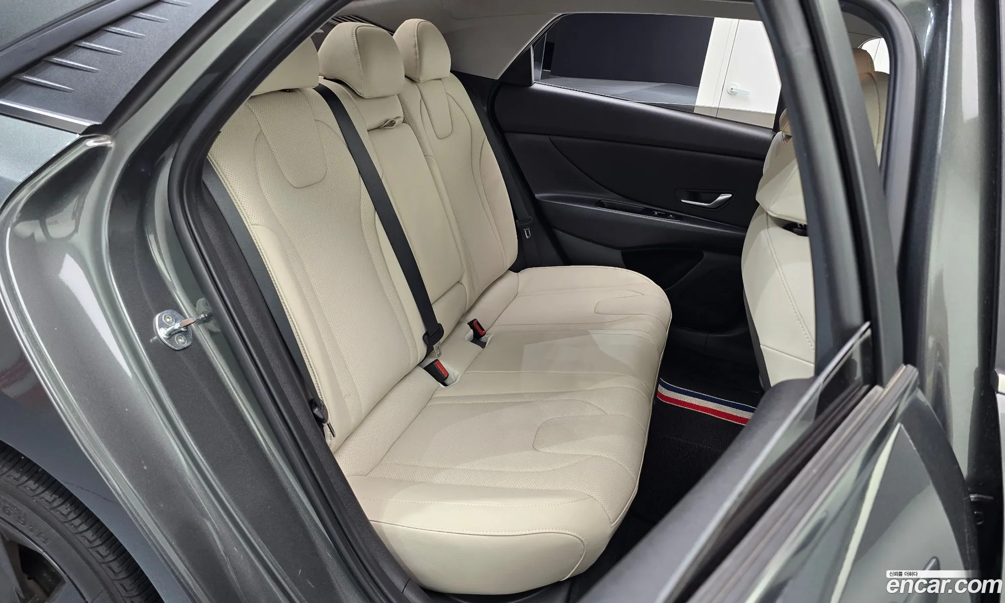 Hyundai Elantra 2021 — 13