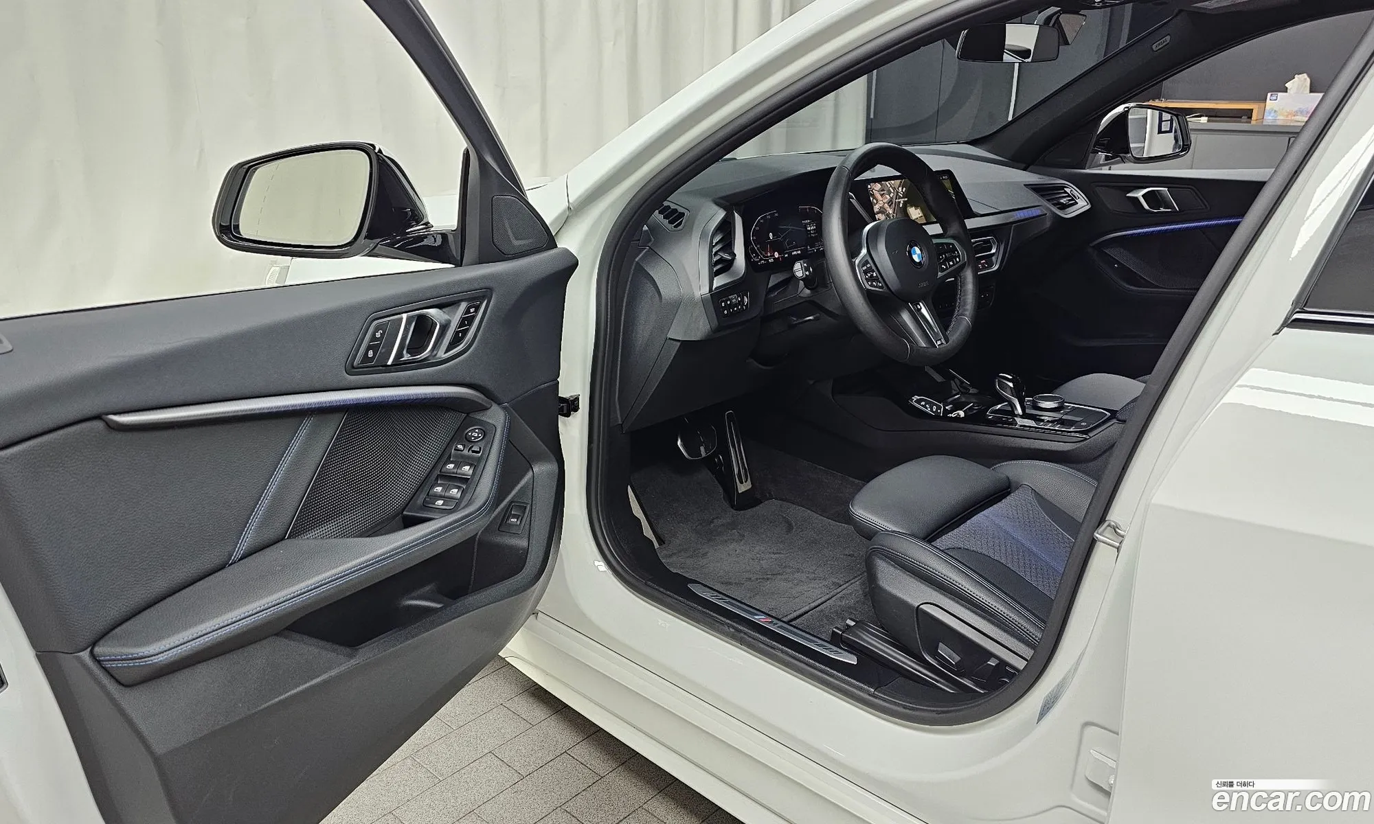 BMW 1 Series 2024 — 18