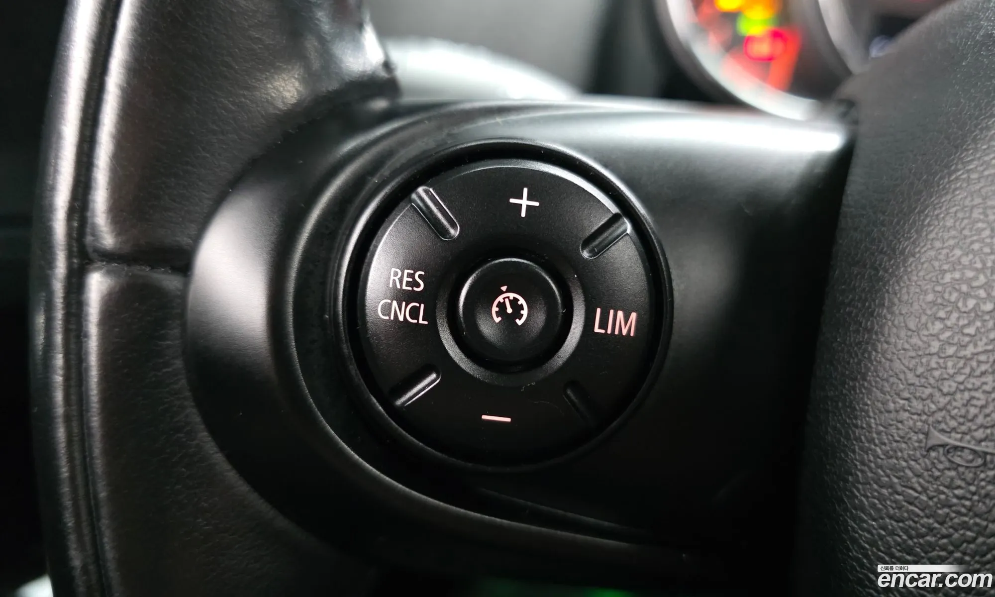 Mini Cooper D Countryman 2018 — 31