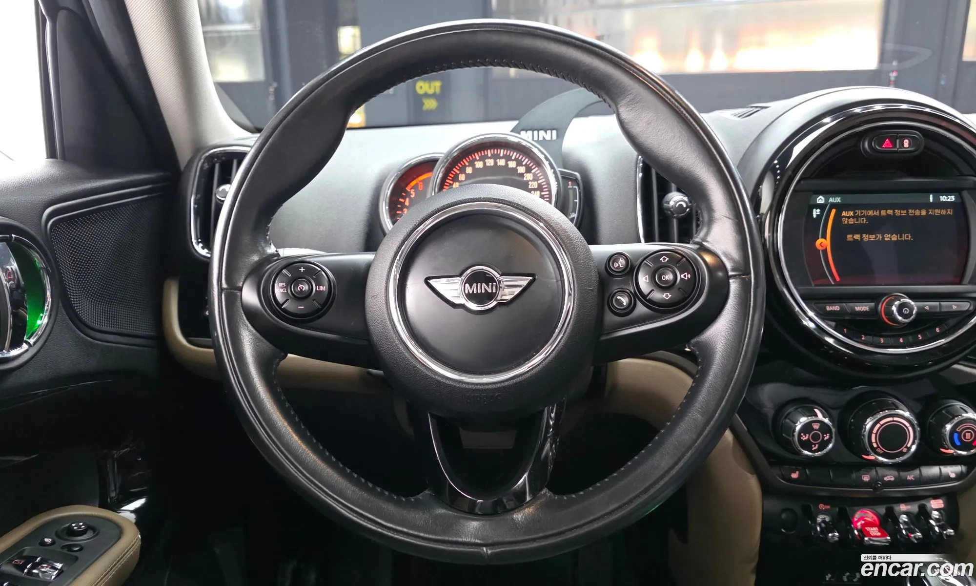 Mini Cooper D Countryman 2018 — 14