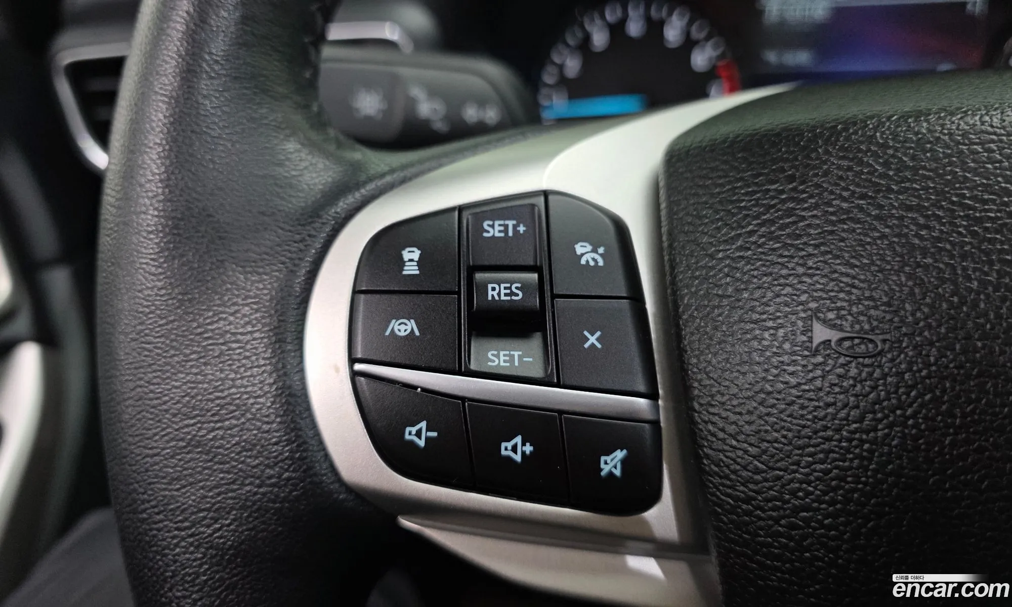 Ford Explorer 6th Gen 2023 1FMSK8FH3PGB35968 — 11