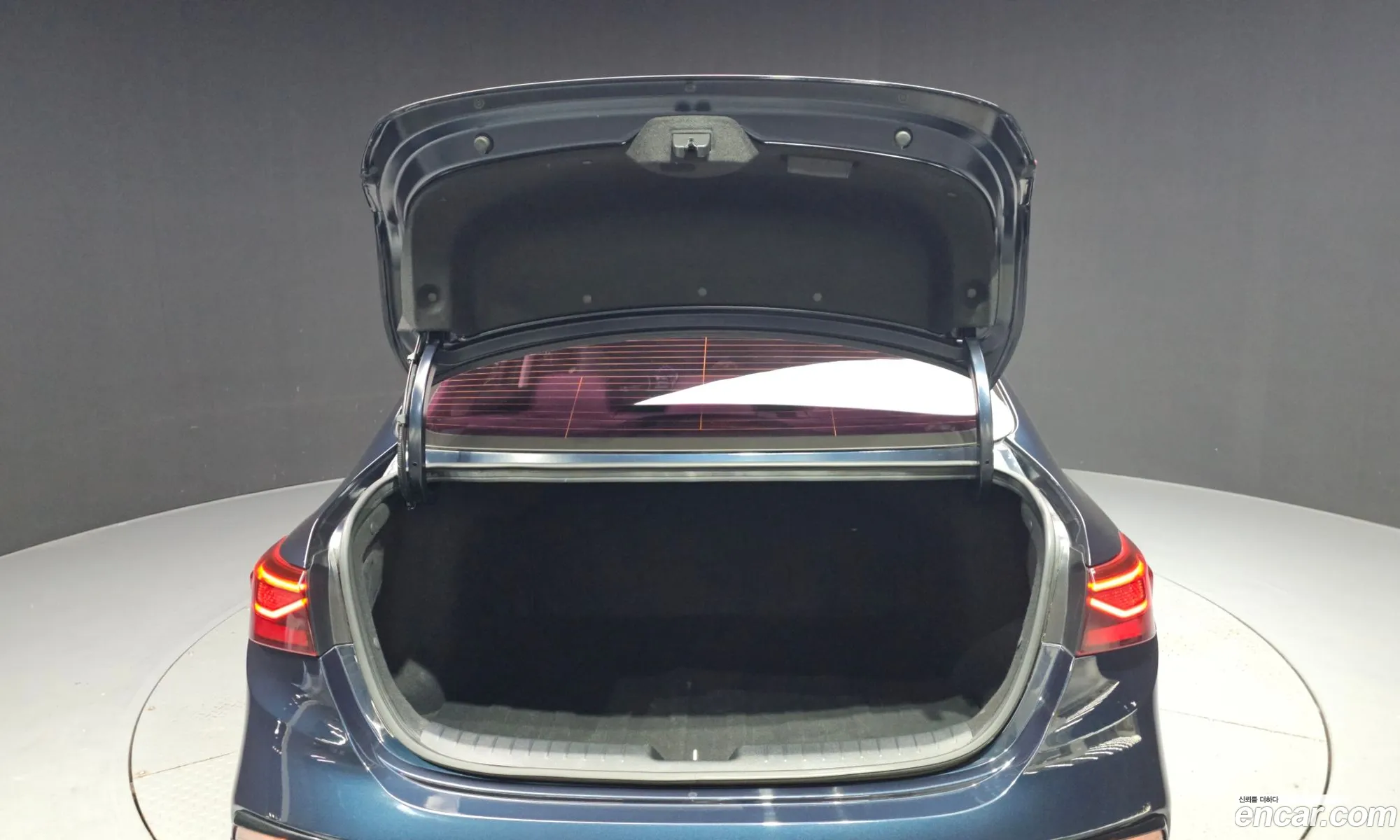 Kia K3 2018 — 19