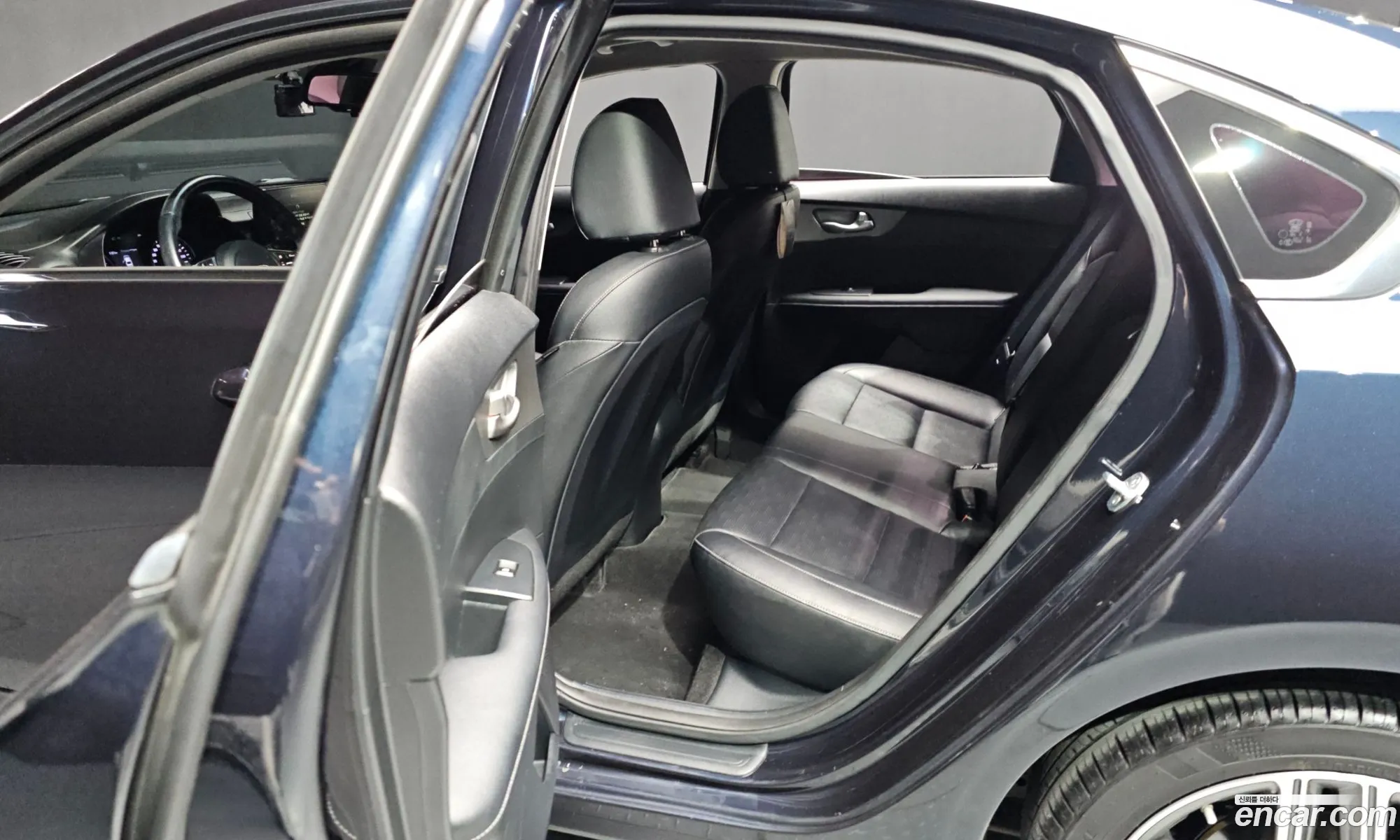 Kia K3 2018 — 3