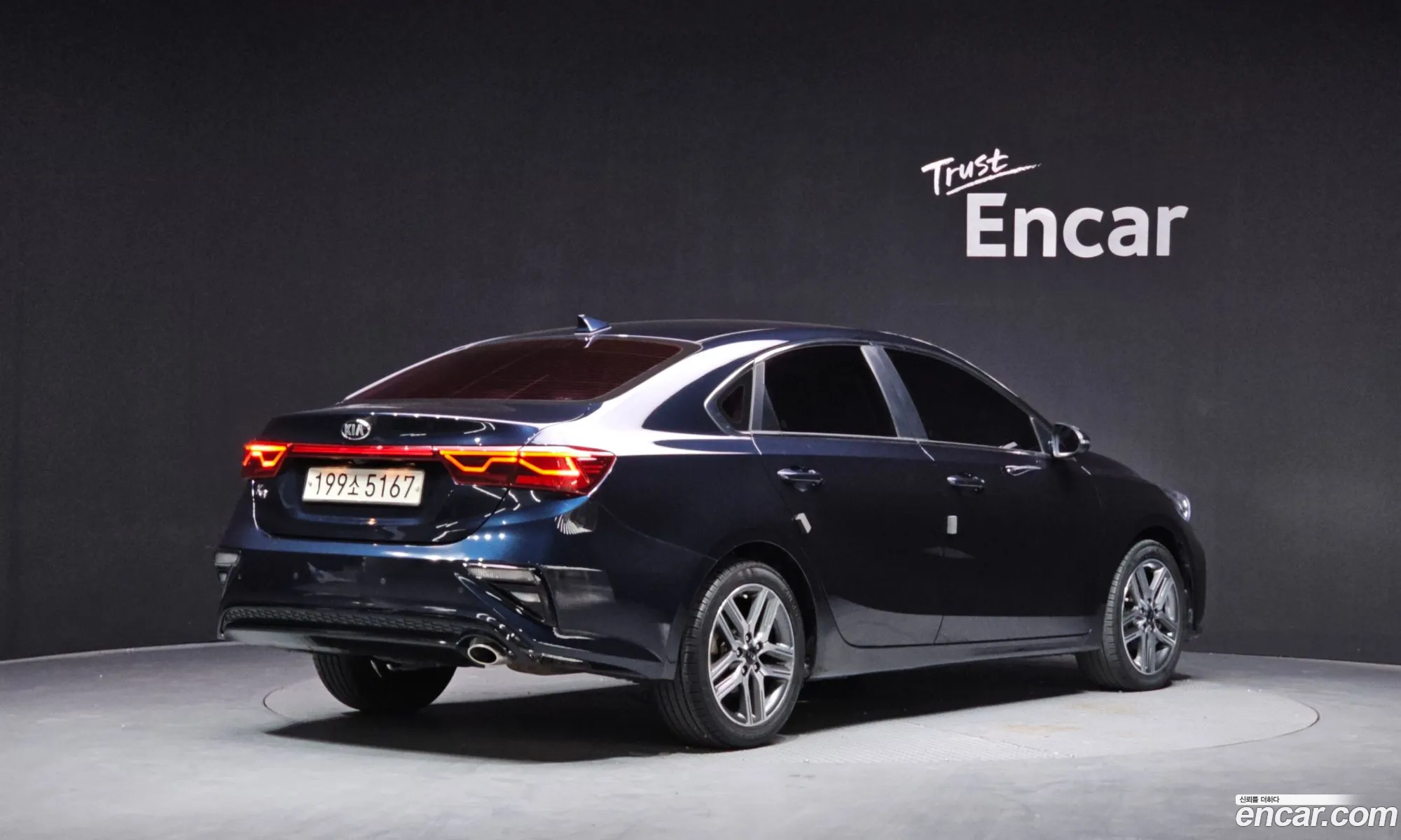 Kia K3 2018 — 17