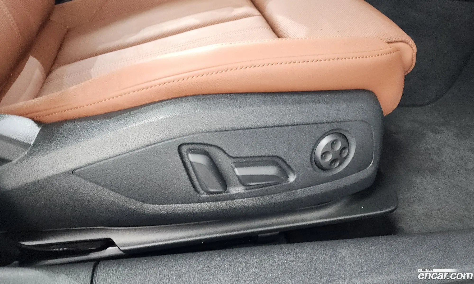 Audi A4 2021 WAUZZZF43MN000575 — 19