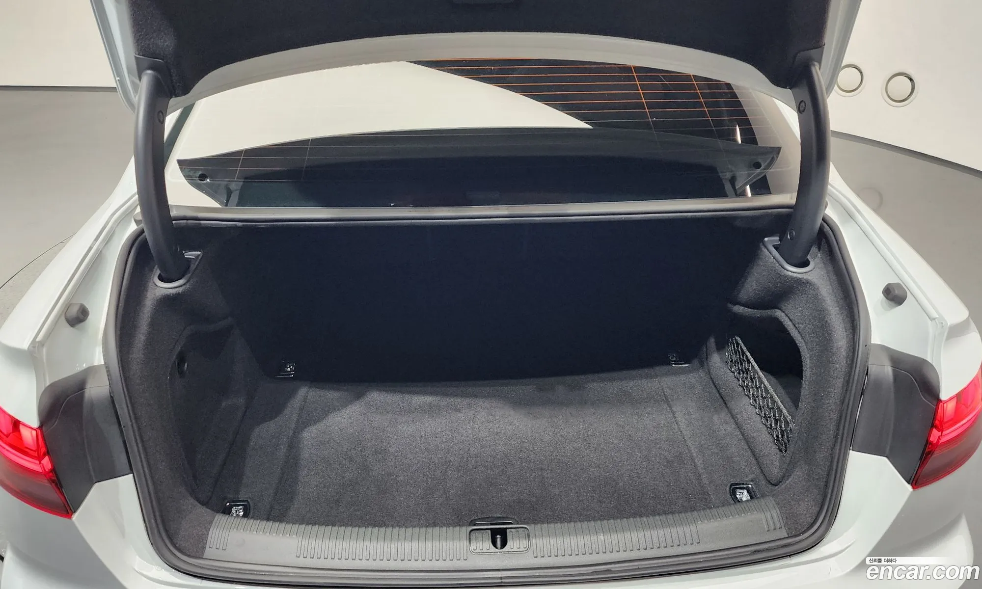 Audi A4 2021 WAUZZZF43MN000575 — 11