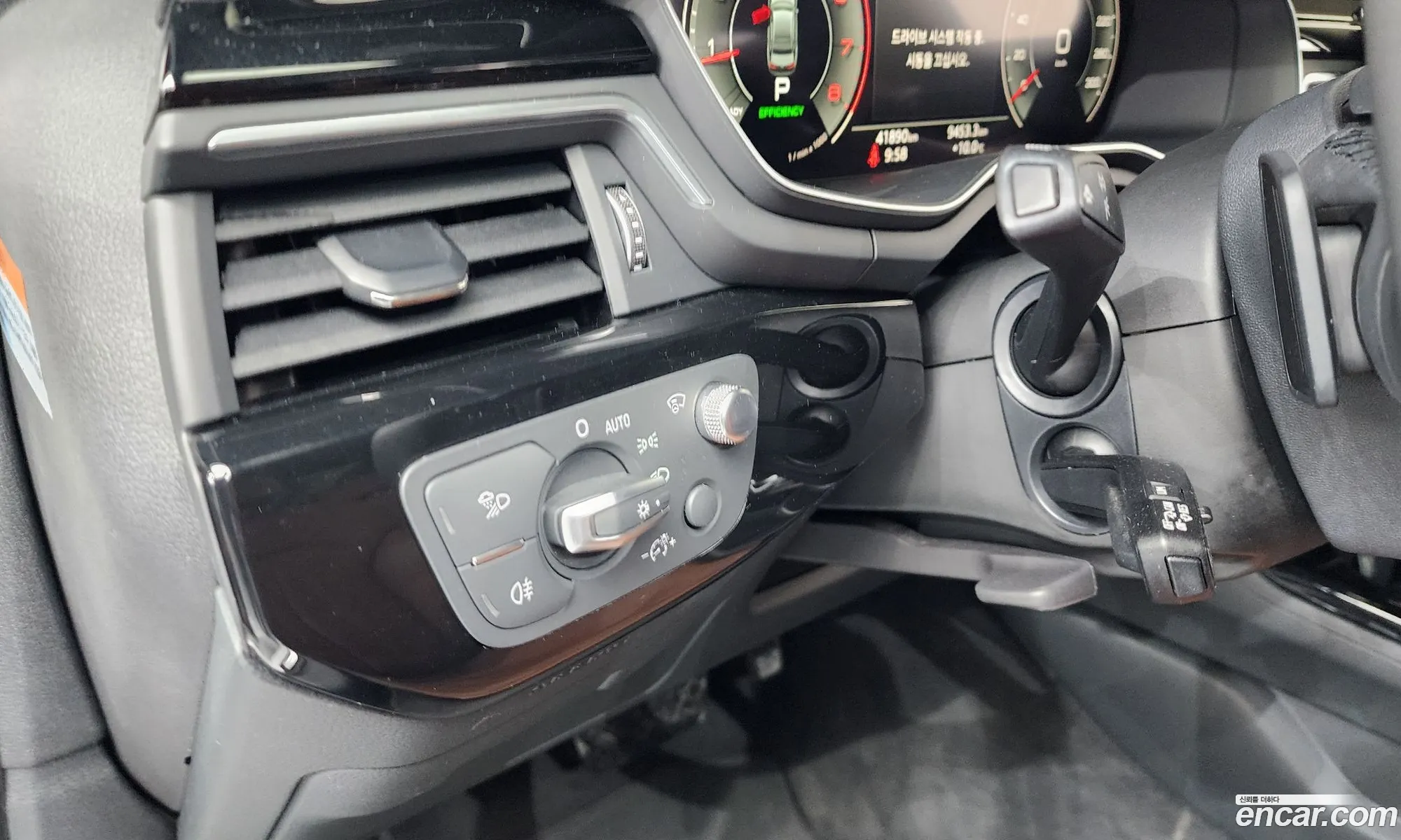 Audi A4 2021 WAUZZZF43MN000575 — 21