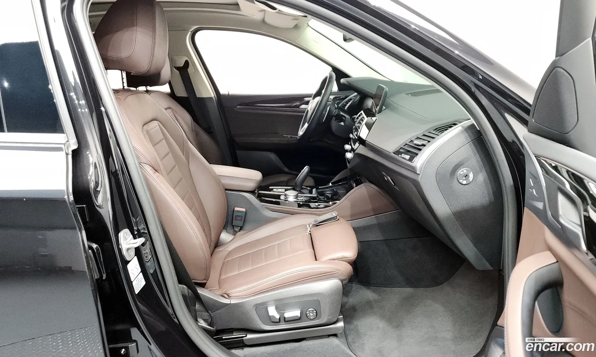 BMW X4 2020 WBA2V9101M9E03418 — 27