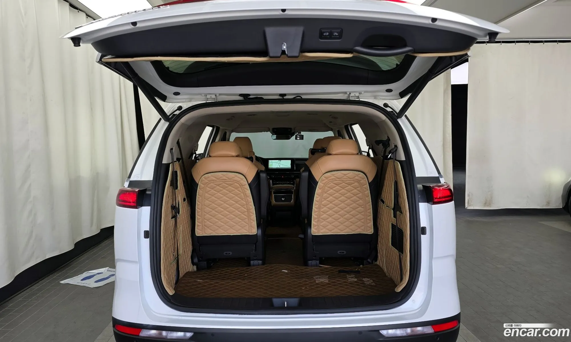 Kia Carnival 2021 — 13