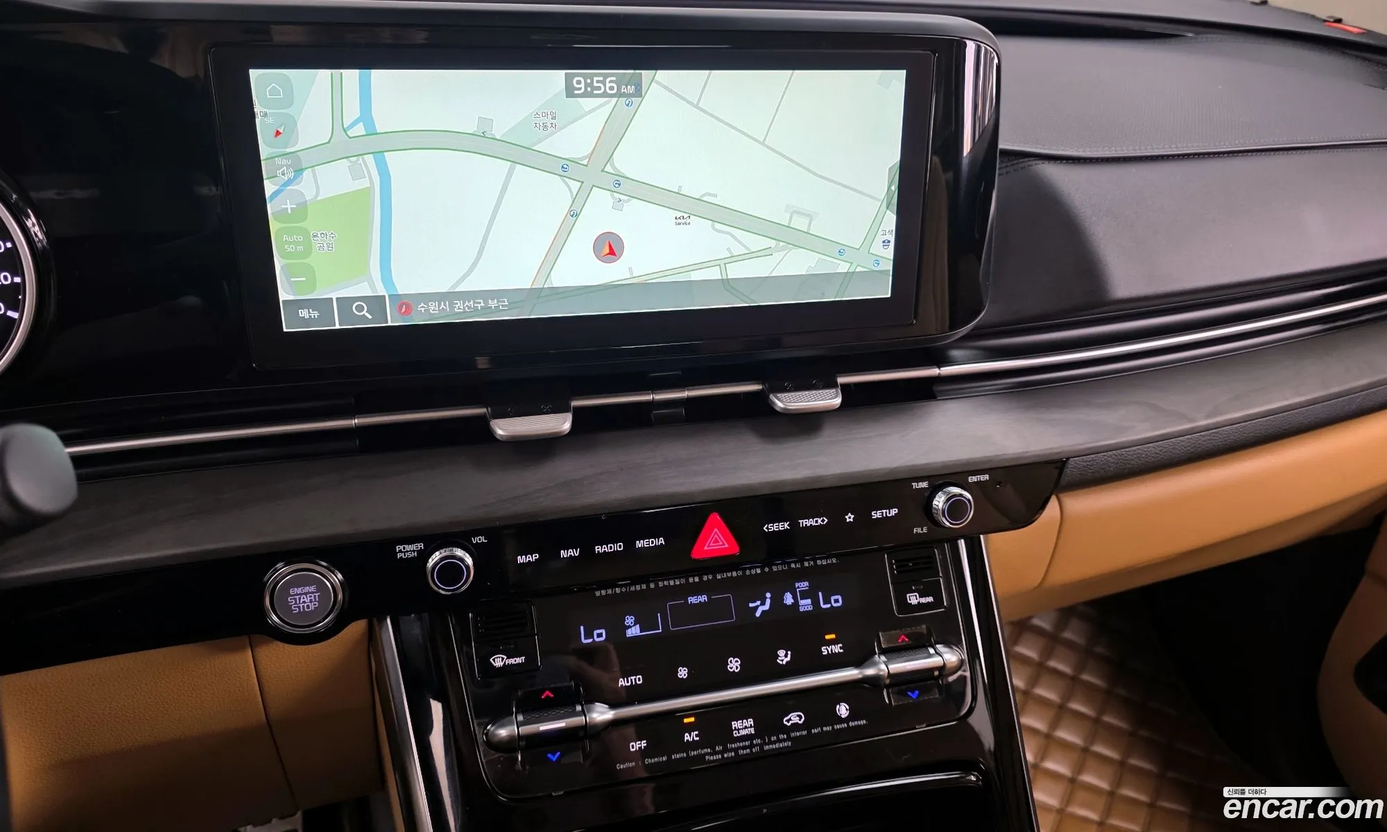 Kia Carnival 2021 — 17