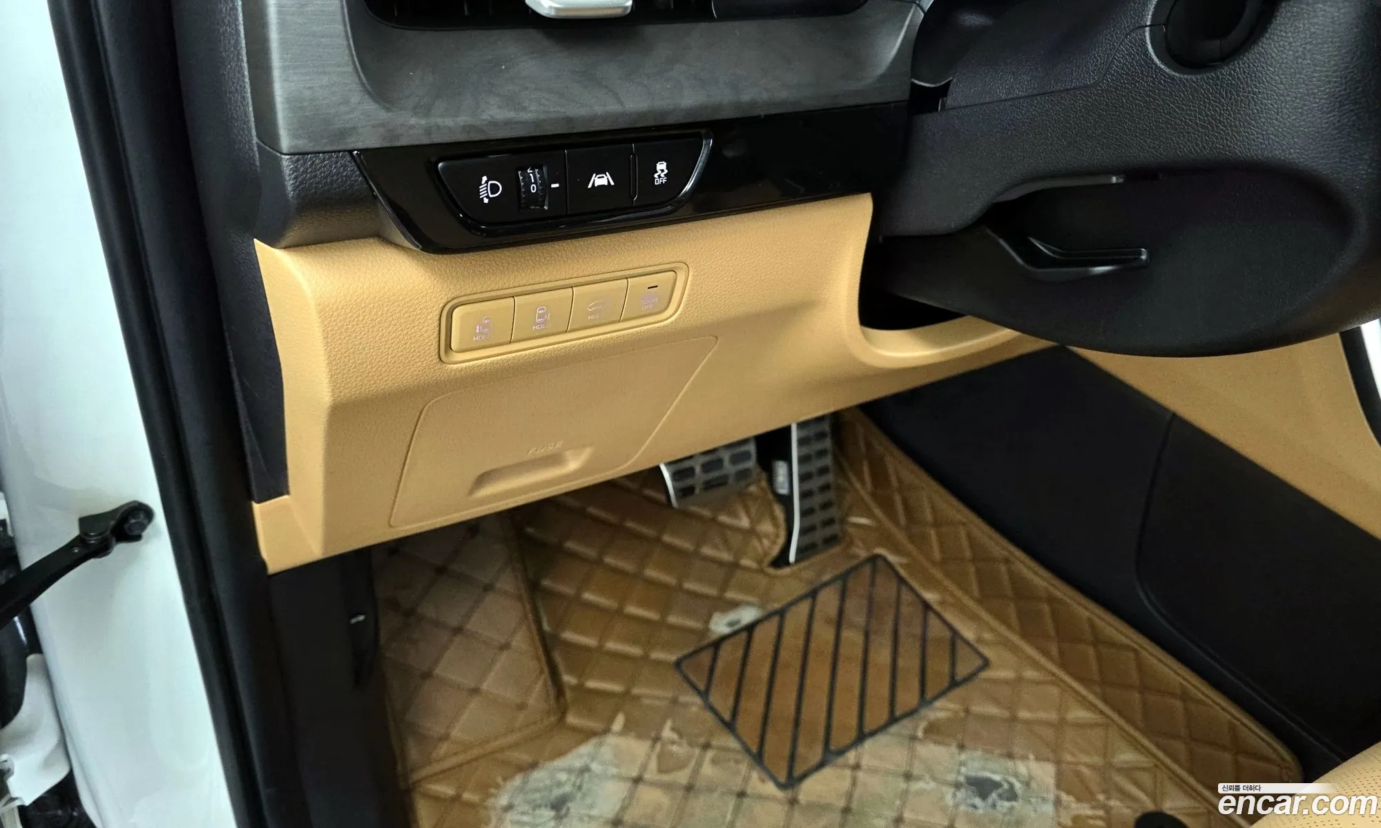 Kia Carnival 2021 — 3